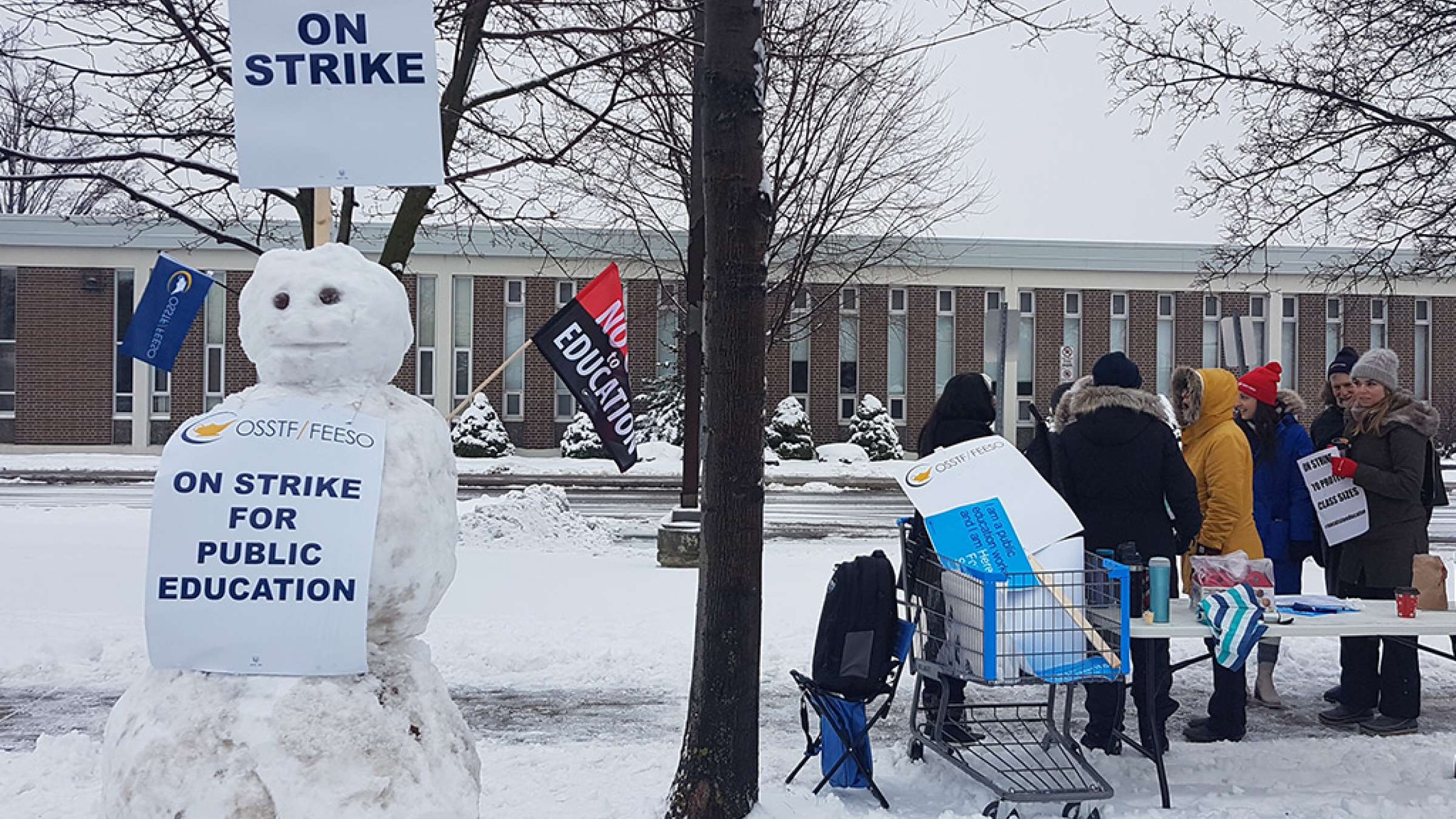 اخبار-تورنتو-آغاز-اعتصابات-یکروزه-دبیرستان‌های-انتاریو-ریچموندهیل