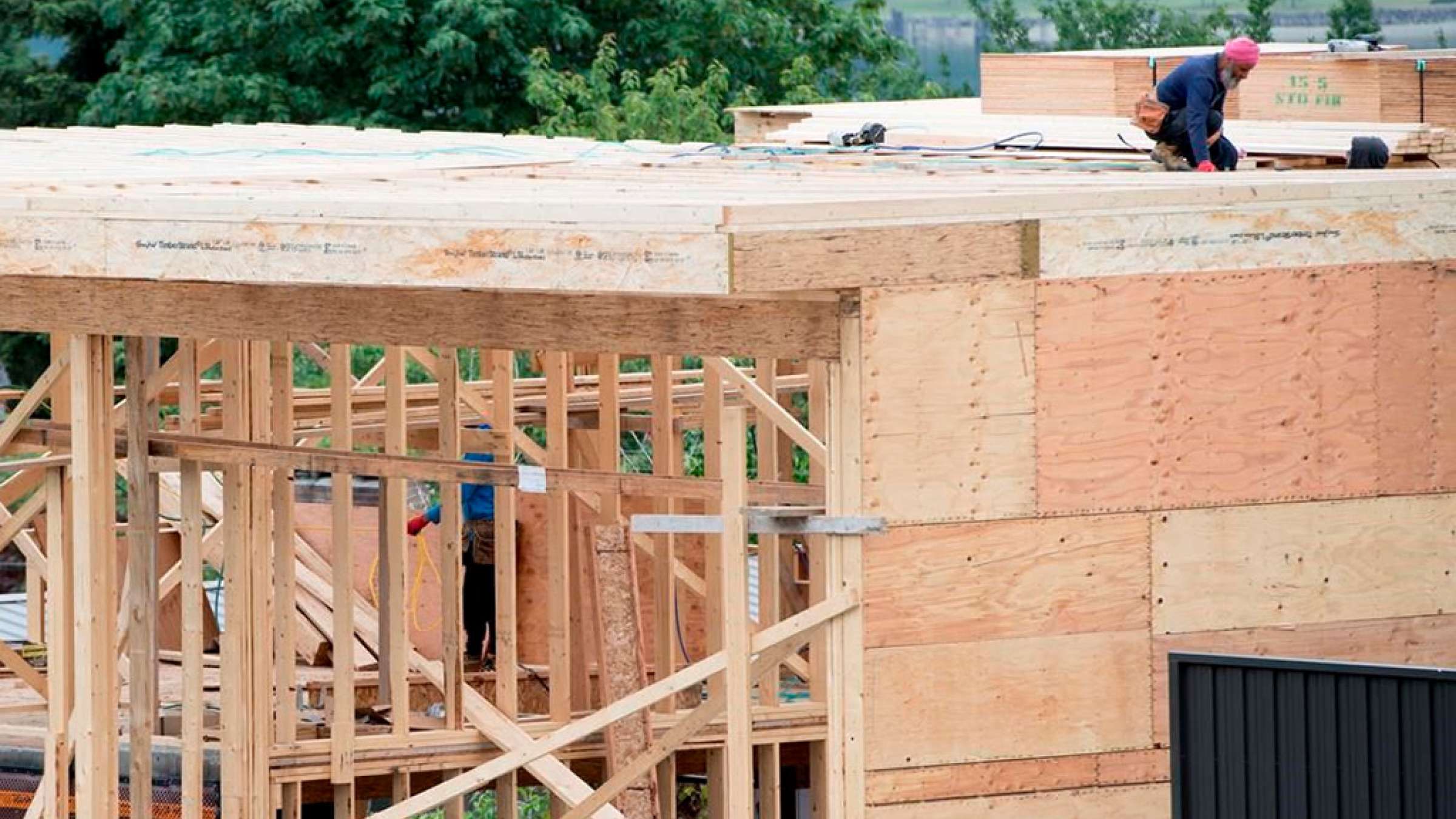 اخبار-تورنتو-ساخت‌وساز-خانه‌های-جدید-در-تورنتو-بالا-گرفت-نرخ-بهره-ثابت-ماند