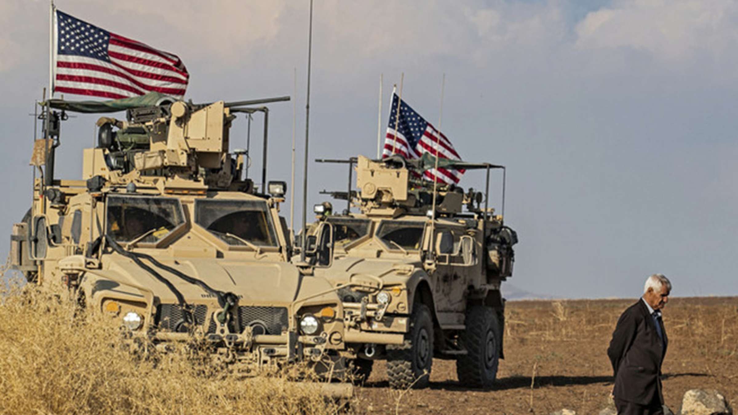 اخبار-جهان-آمریکا-ماهانه-30-میلیون-دلار-نفت-سوریه-را-می‌دزد