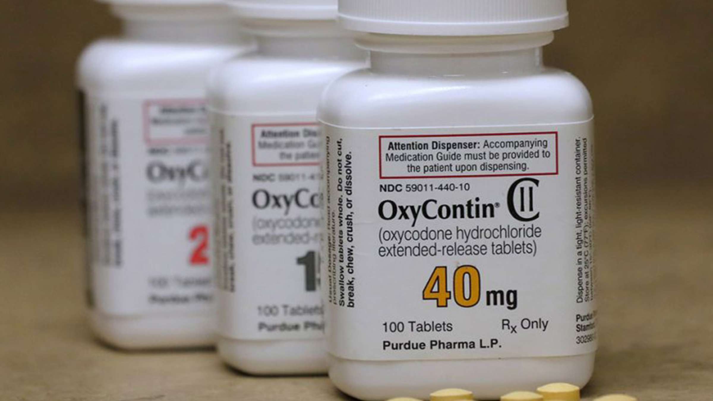 اخبار-کانادا-آلبرتا-هم-سازندههای-داروهای-مخدر-را-سو-کرد اخبار-کانادا-آلبرتا-هم-سازندههای-داروهای-مخدر-را-سو-کرد