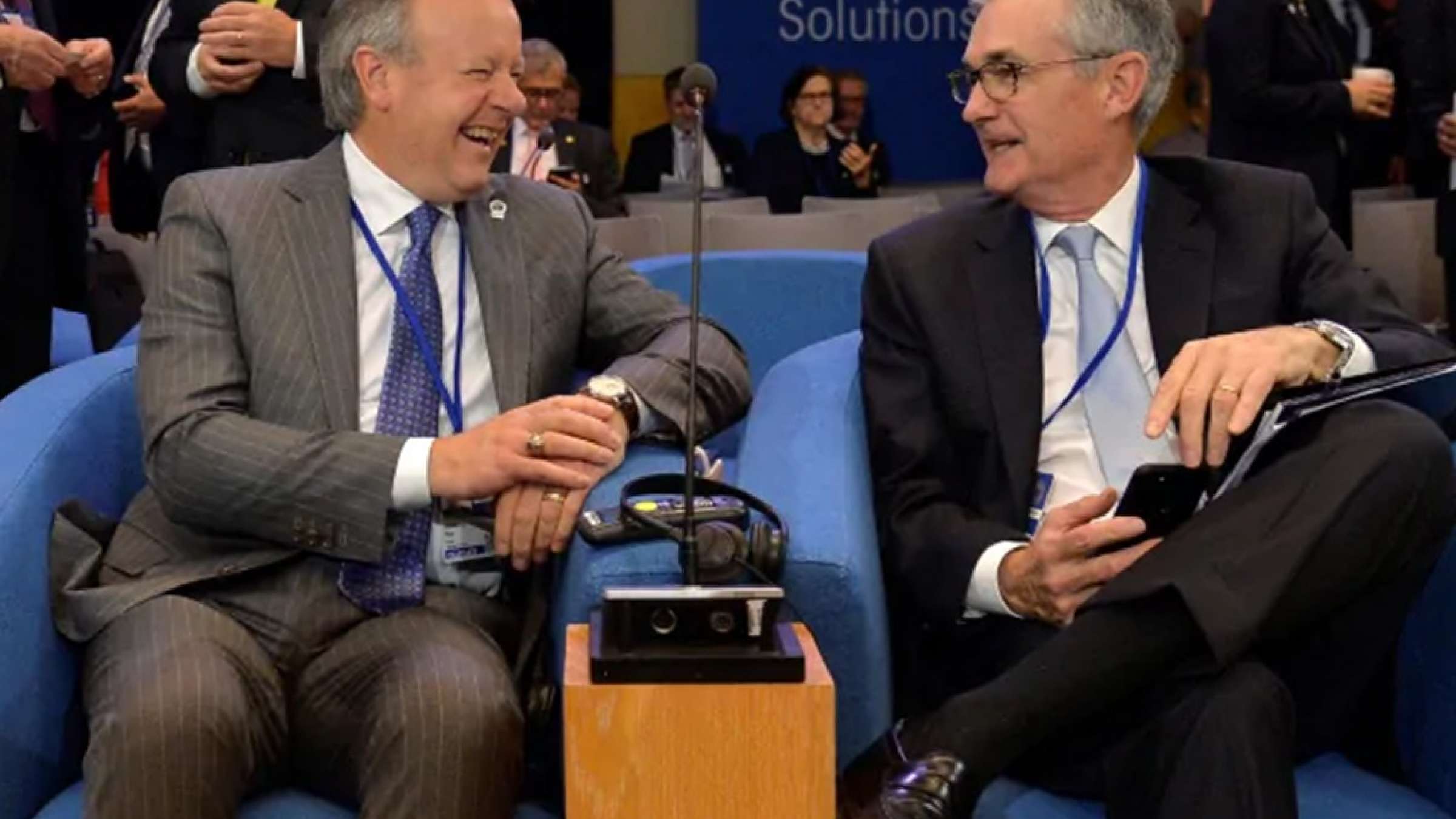 اخبار-کانادا-بانک‌های-مرکزی-کانادا-و-آمریکا-نرخ-بهره-را-ثابت-نگاه-داشتند