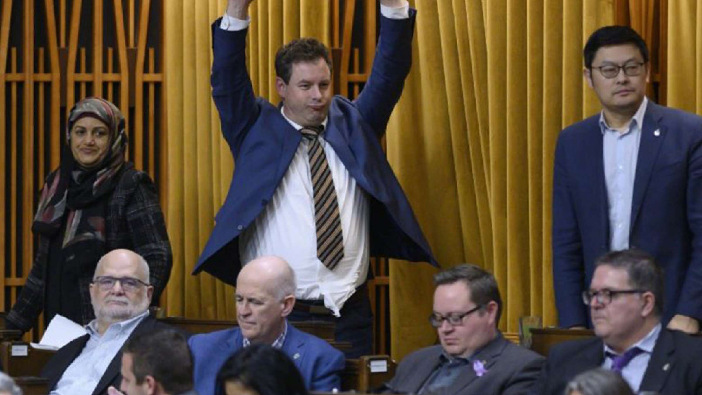 اخبار-کانادا-فرار-نمایندگان-مجلس-کانادا-از-نامزدی-در-انتخابات-آینده