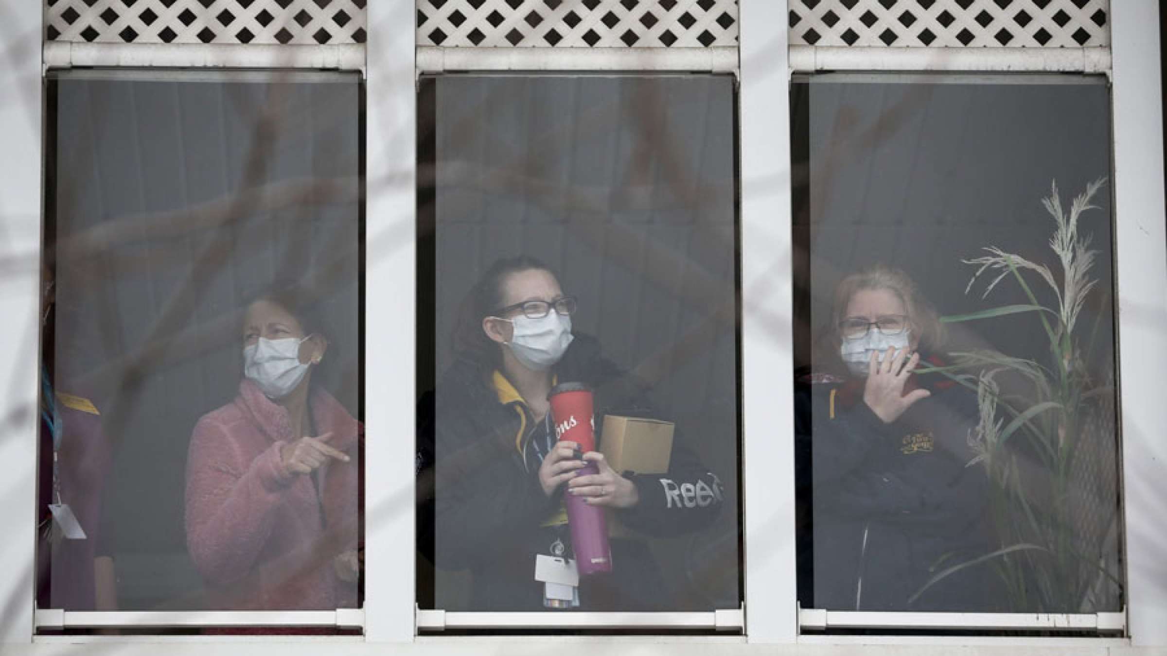 اخبار-کانادا-نیمی-از-درگذشتگان-کرونای-کانادا-در-خانه-سالمندان-زندگی-میکنند اخبار-کانادا-نیمی-از-درگذشتگان-کرونای-کانادا-در-خانه-سالمندان-زندگی-میکنند