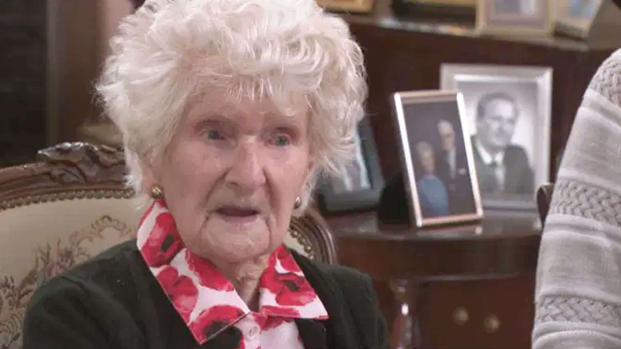 اخبار-کانادا-کودک-۱۱-ماهه-گروگان-گرفته-آزاد-شد-پیرترین-کانادایی-با-۱۱۴-سال-سن-درگذشت