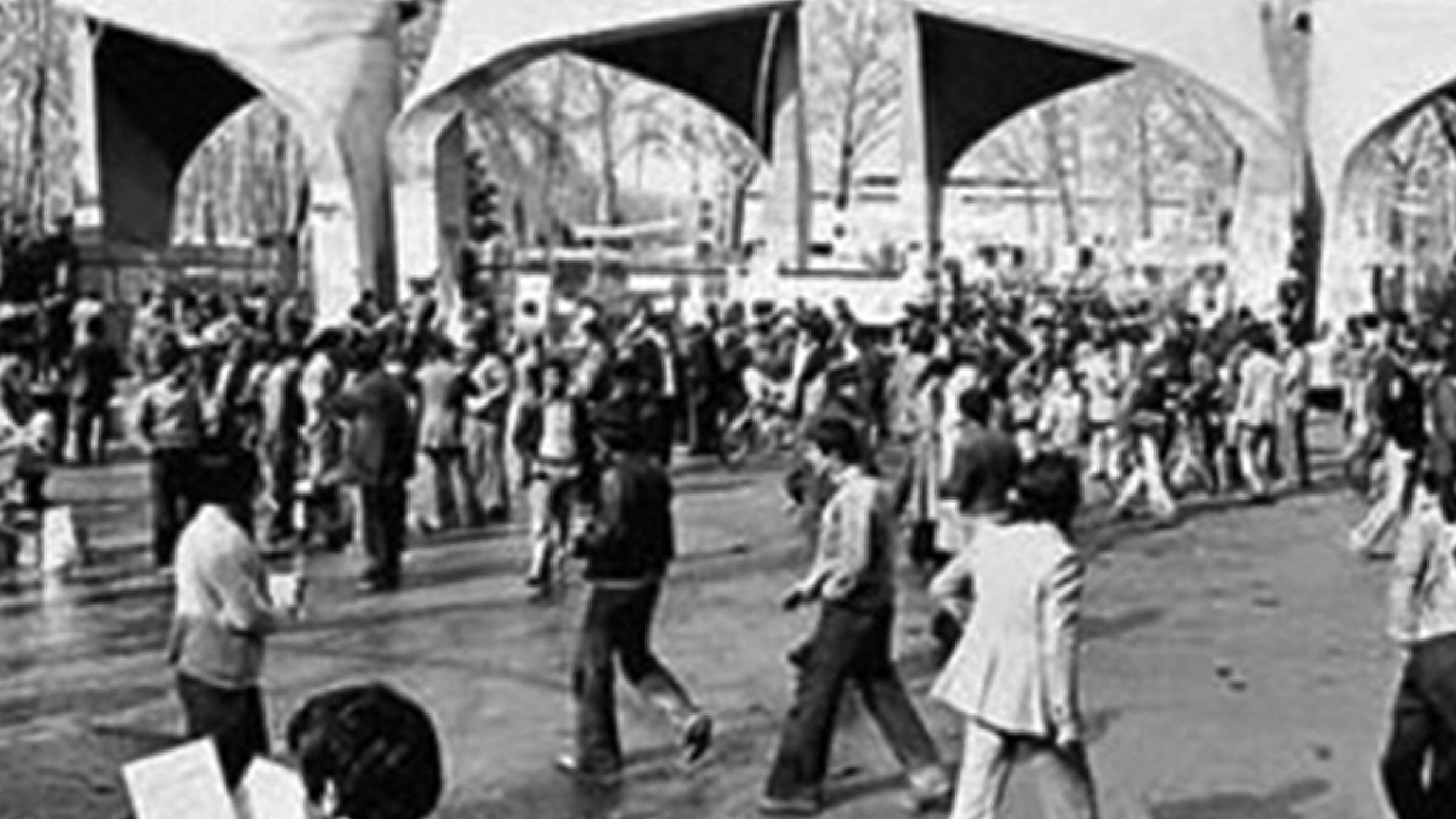 ادبیات-گل‌محمدی-تاریخچه-روز-دانشجو-در-ایران