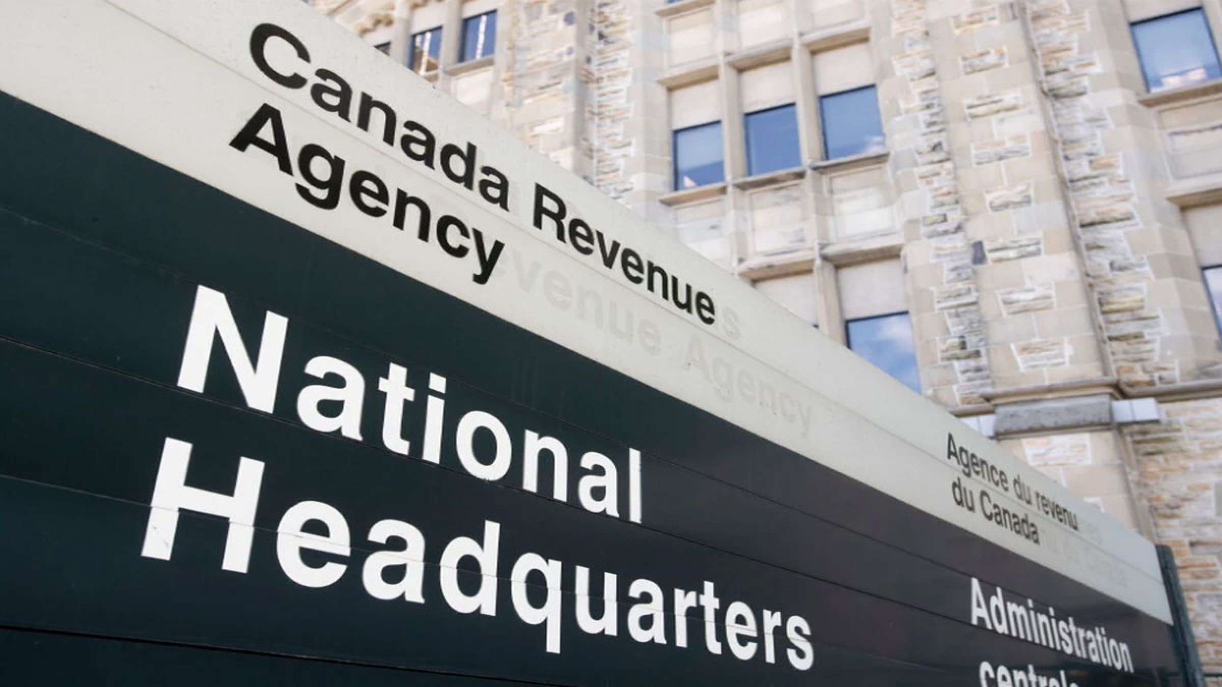 حبس-۲-ساله-بازپرداخت-۲۷۰۰۰۰-دلار-۲-کانادایی-۲۲-بچه-جعلی-پول-دولت-شرکت-کرونا حبس-۲-ساله-بازپرداخت-۲۷۰۰۰۰-دلار-۲-کانادایی-۲۲-بچه-جعلی-پول-دولت-شرکت-کرونا