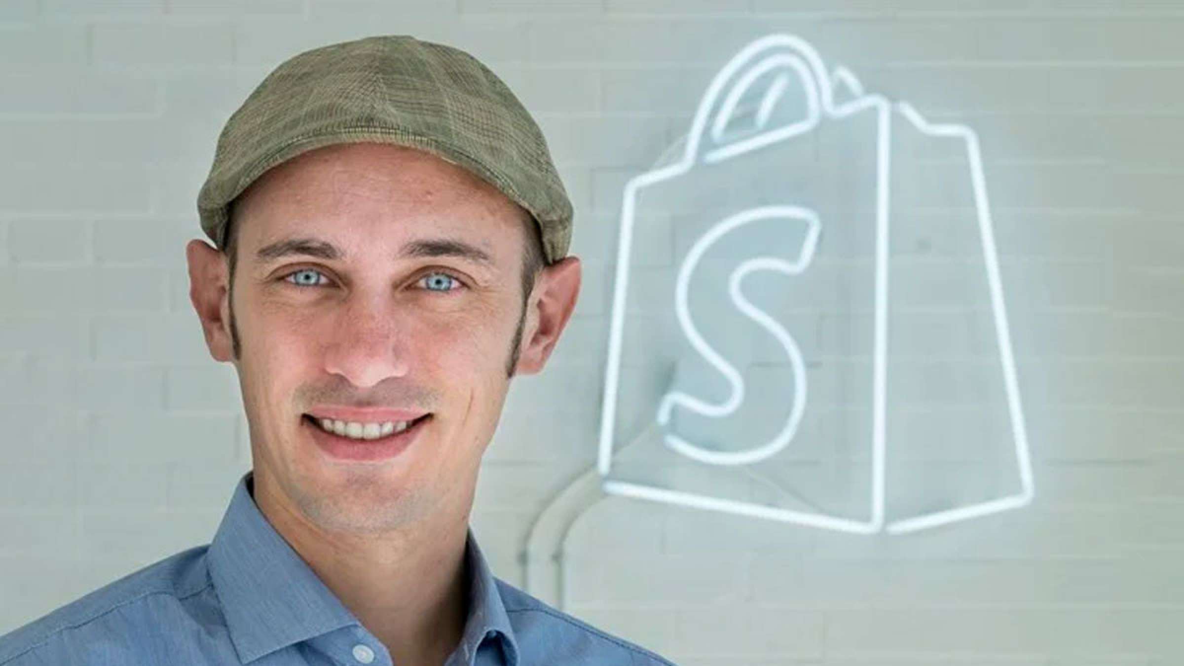 خبر-کانادا-اداره-مالیات-سوابق-۱۲۱۰۰۰-بیزینس-کانادایی-شاپی-فای-خواست-مبارز