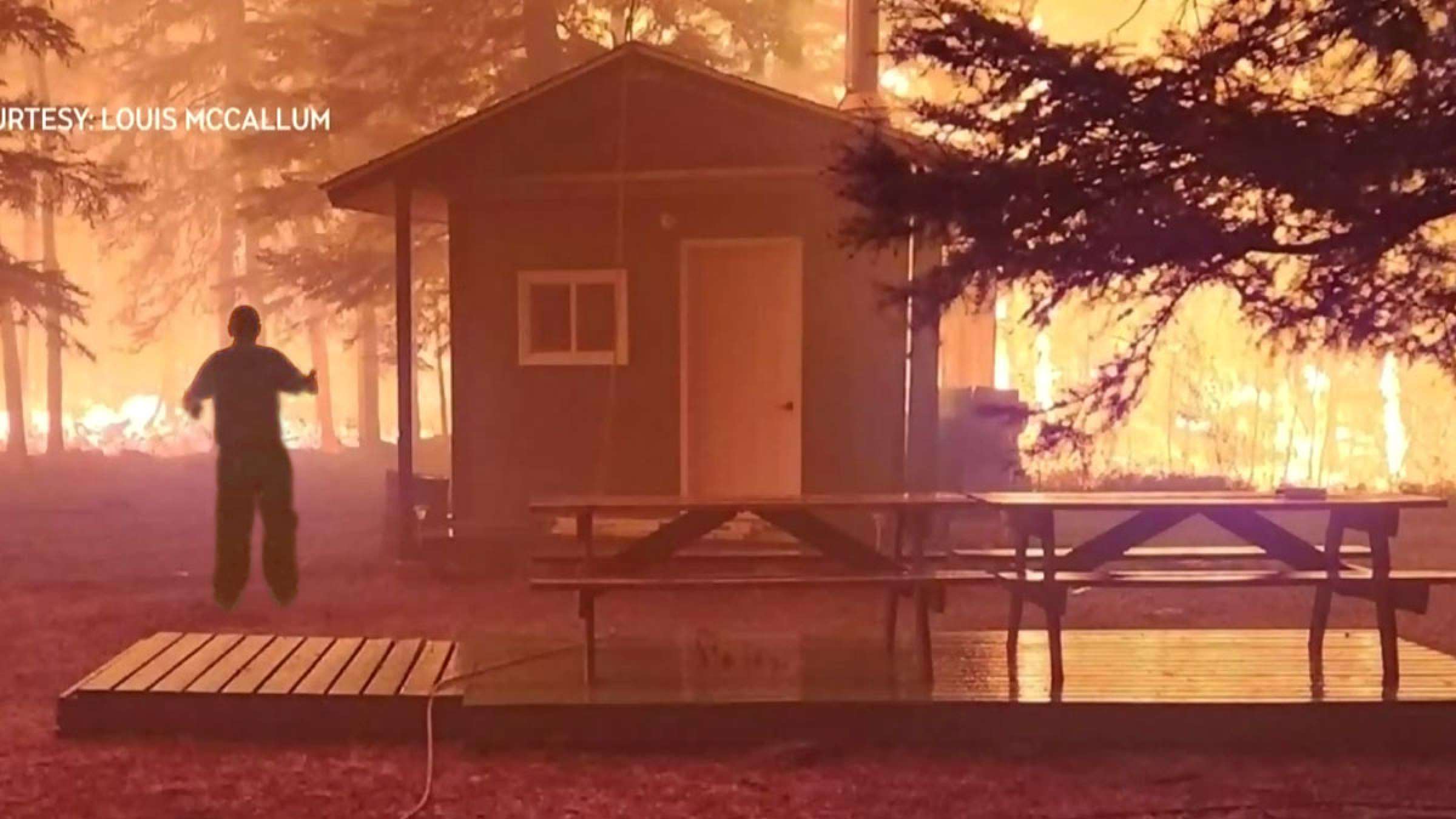 خبر-کانادا-بدون-آب-و-تجهیزات-یک-مرد-ساسکاچوانی-بر-آتش-بزرگ-جنگلی-غلبه-کرد خبر-کانادا-بدون-آب-و-تجهیزات-یک-مرد-ساسکاچوانی-بر-آتش-بزرگ-جنگلی-غلبه-کرد