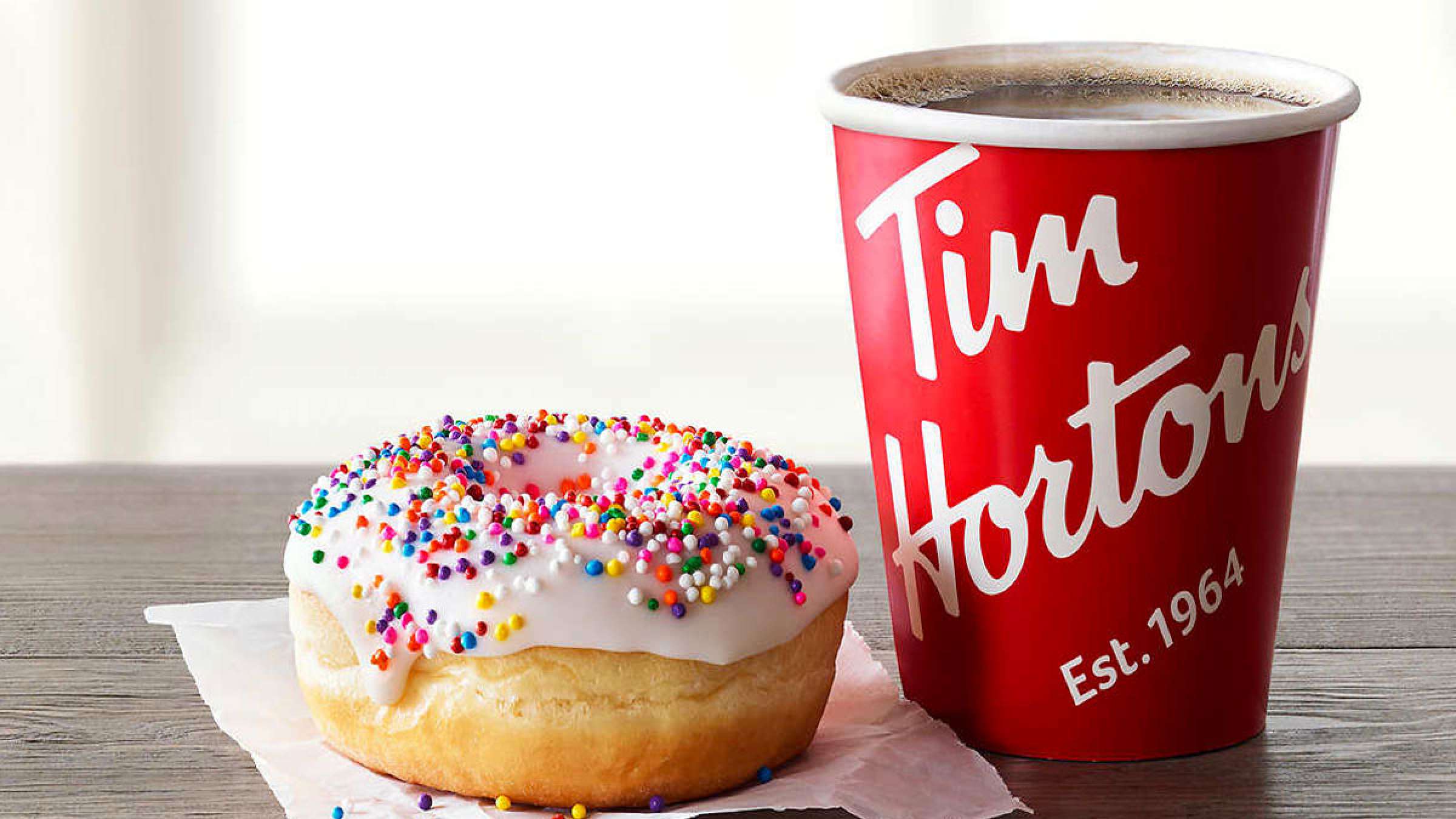 خبر-کانادا-تیم-هورتونز-به-دادگاه-به-مشتریانم-غرامت-دزدی-اطلاعات-قهوه-دونات-رایگان