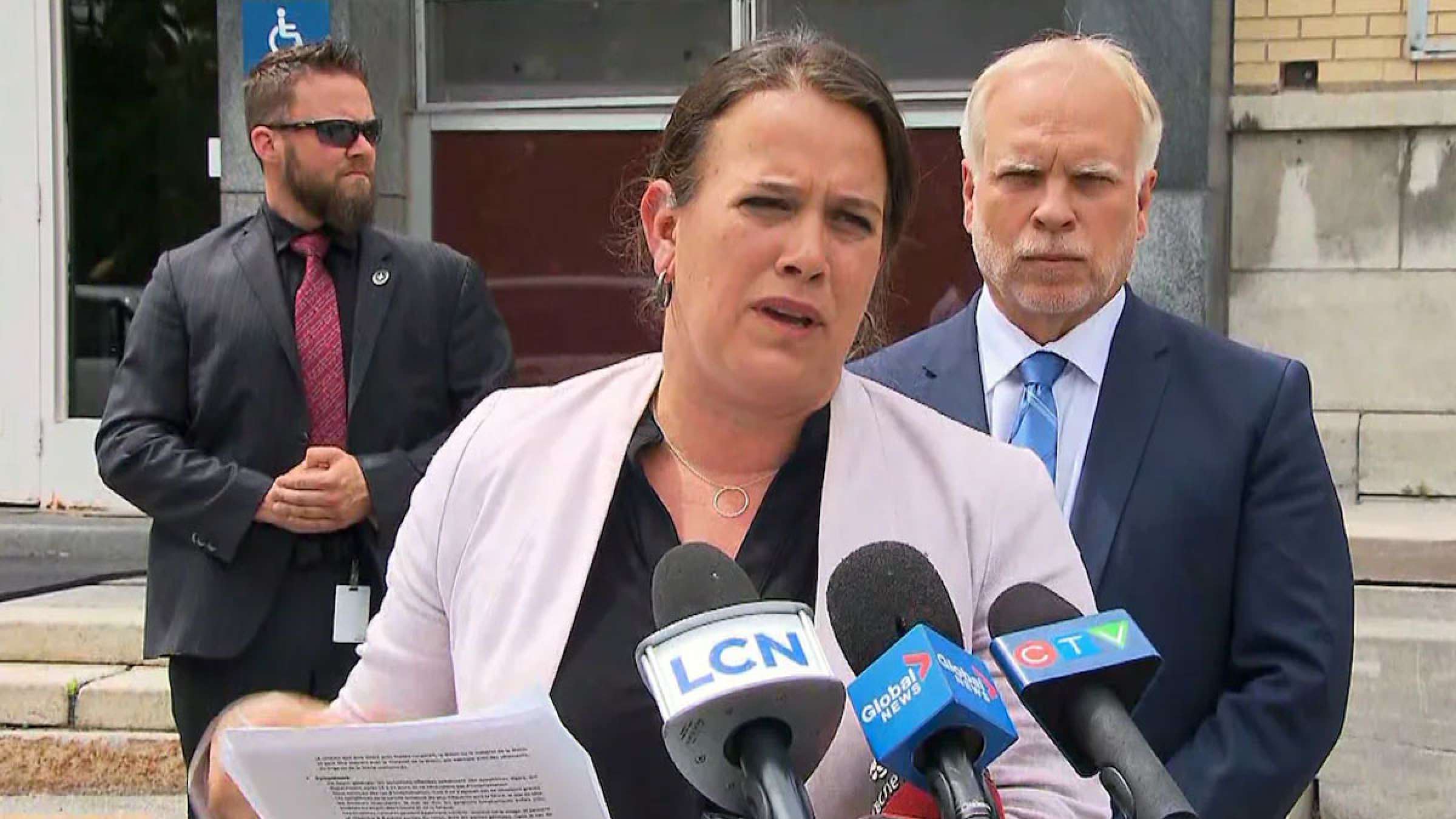 خبر-کانادا-مونترال-هر-مردی-با-مرد-دیگری-سکس-دارد-خواهد-داشت-واکسن-آبله-میمونی