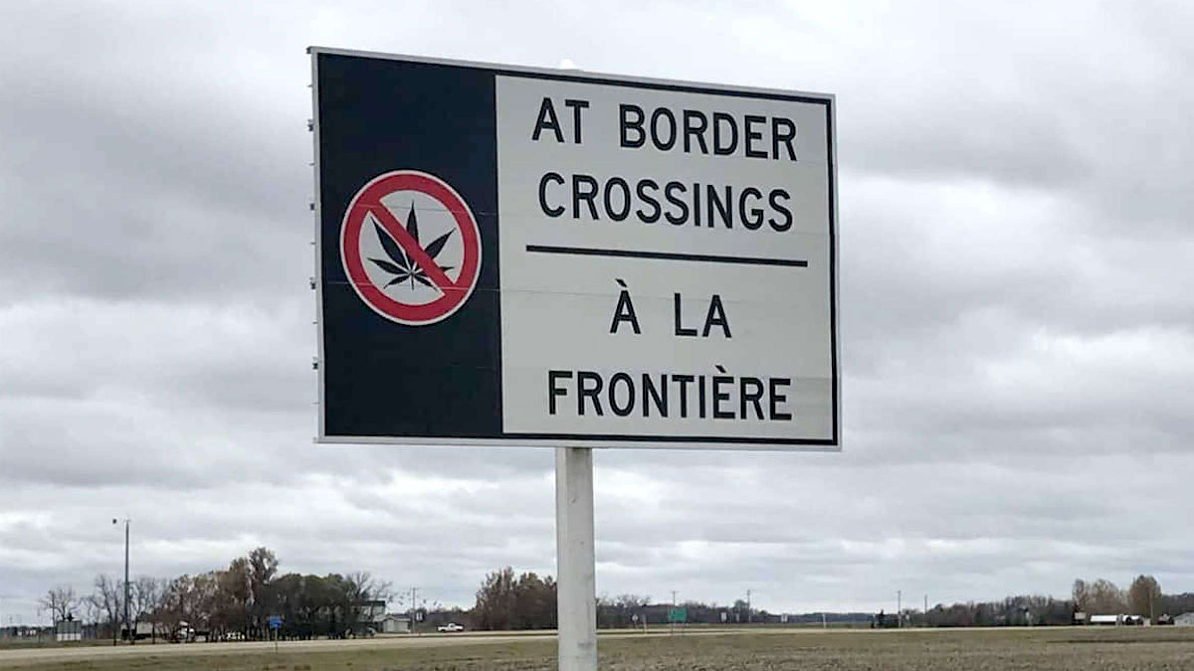 خبر-کانادا-کشف-روغن-ماریجوانا-در-خودرو-کانادایی-عبور-مرز-تا-آخر-عمر-ممنوع-الورود-آمریکا خبر-کانادا-کشف-روغن-ماریجوانا-در-خودرو-کانادایی-عبور-مرز-تا-آخر-عمر-ممنوع-الورود-آمریکا