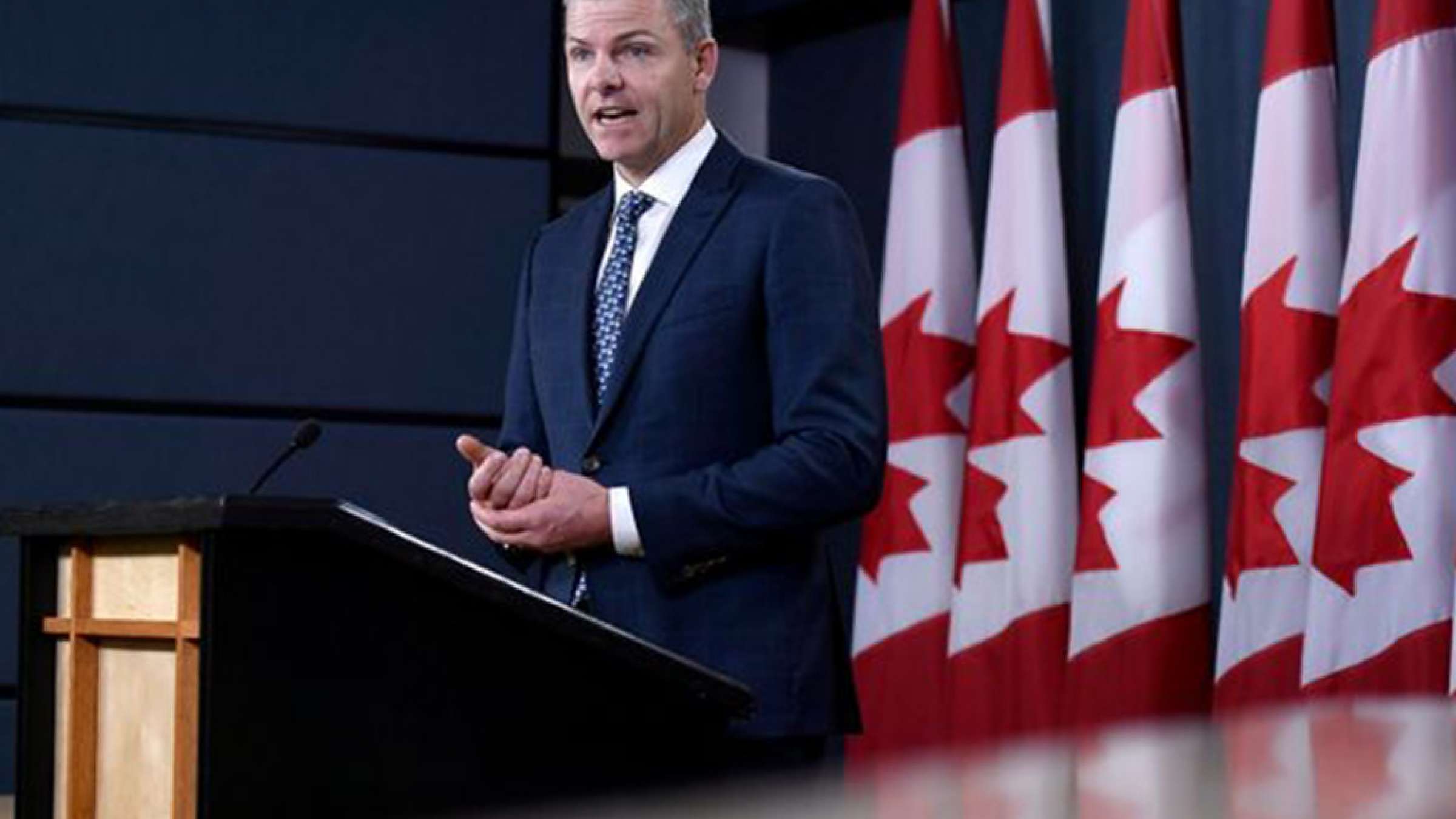 لیست-نمایندگان-مورد-حمایت-شرکت‌های-نفتی-کانادا-اخبار