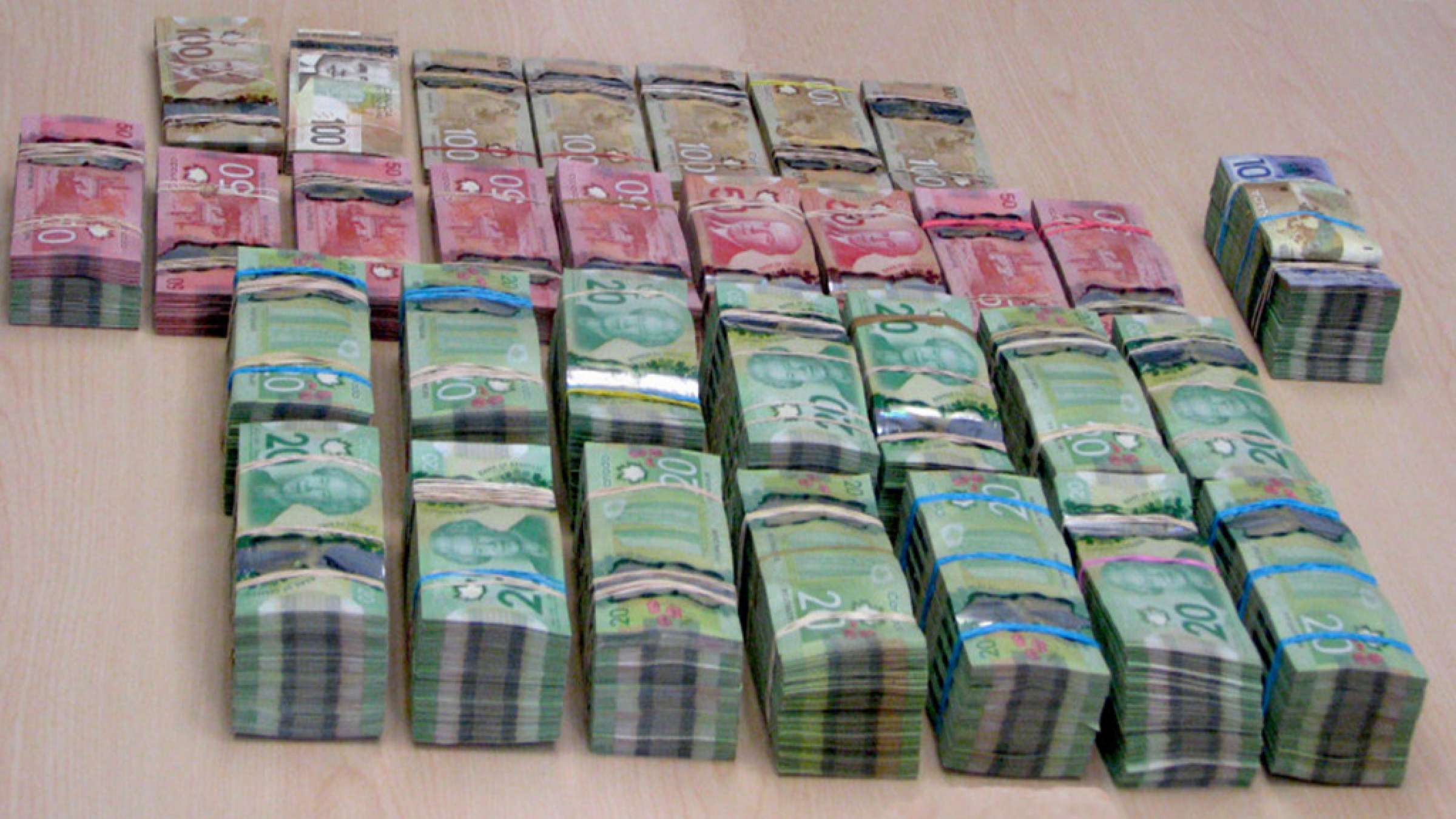 news-Iranian-Canada-gramian-5