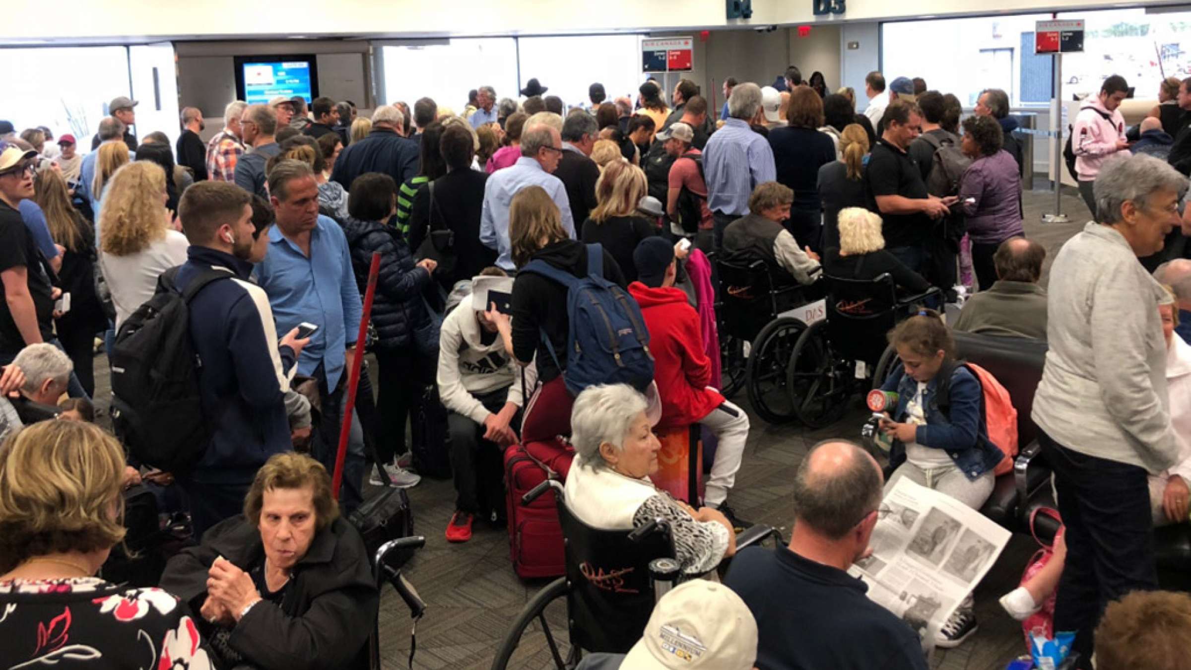 news-aircanada-takhir