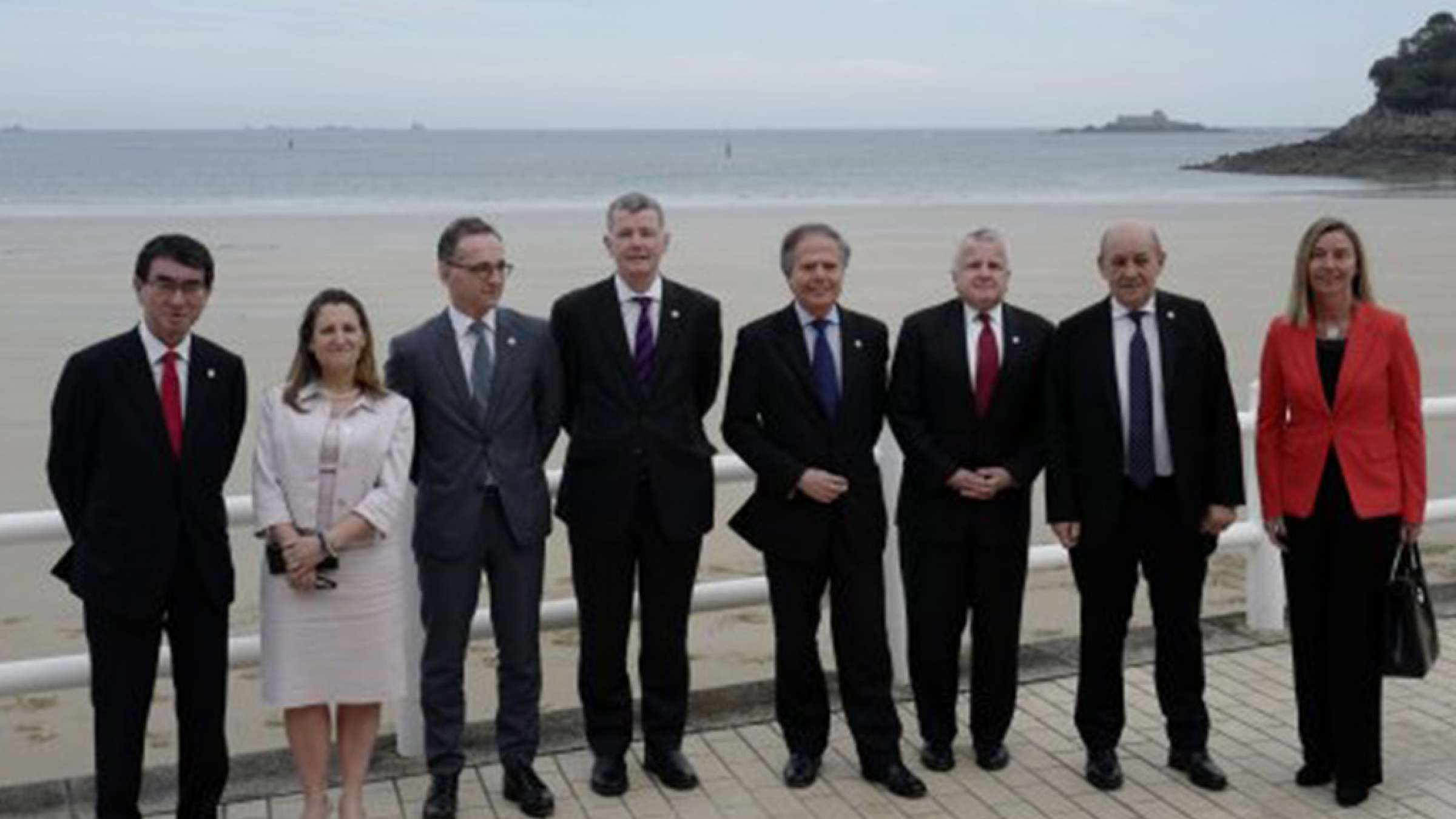 news-canada-zed-dictatorha