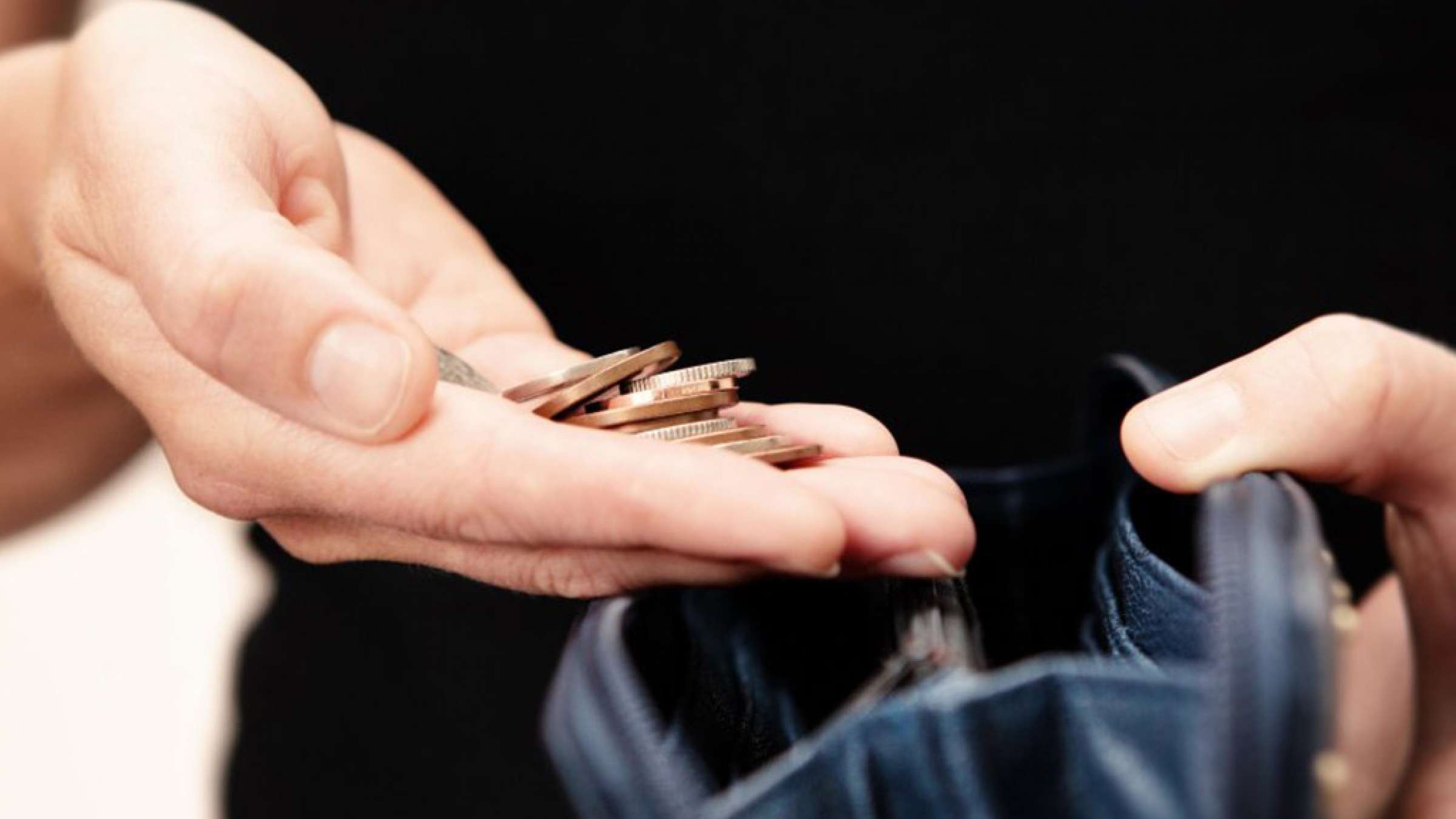 news-daramad-mohajeran-1980