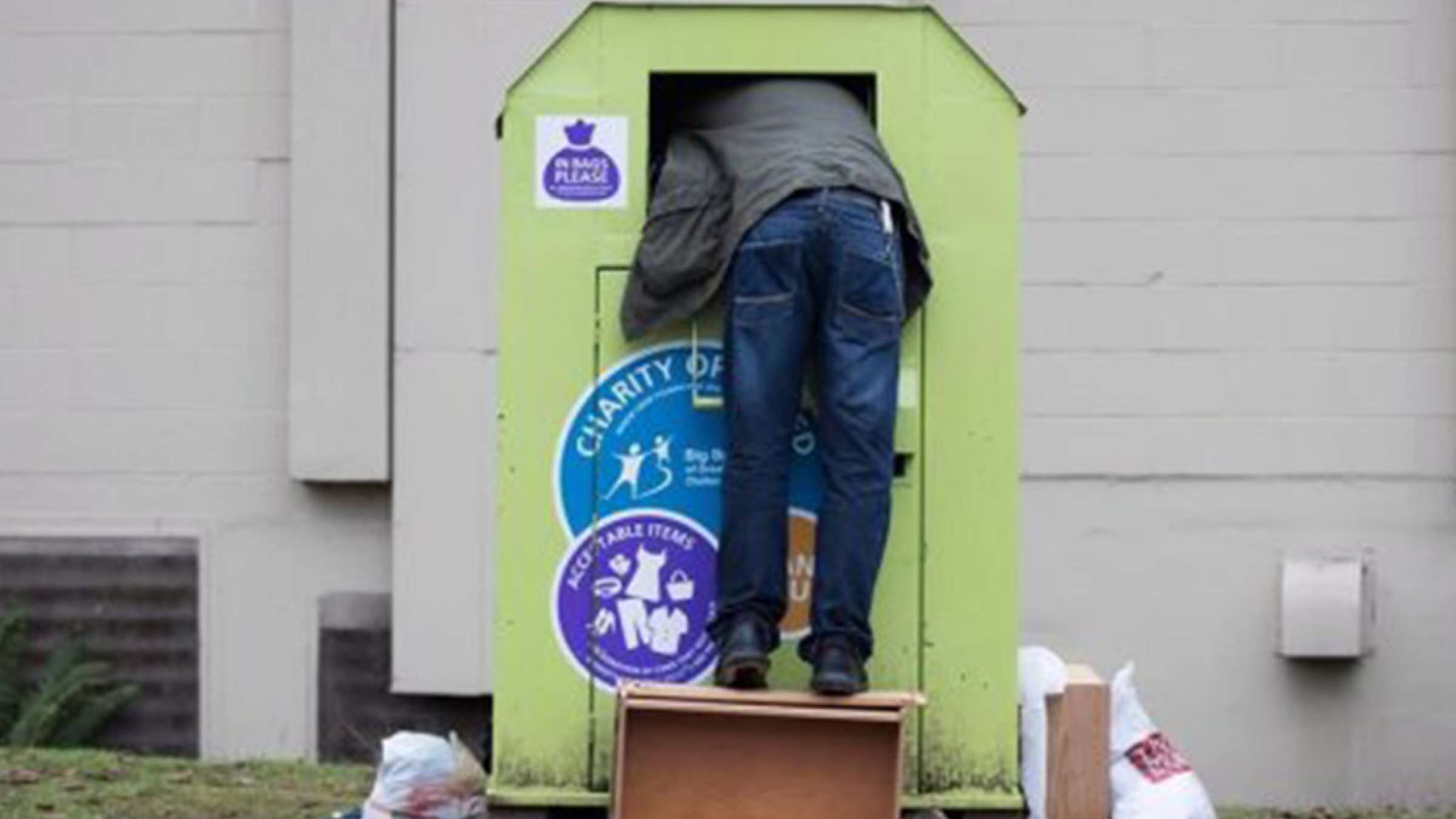 news-marg-zan-donation-box