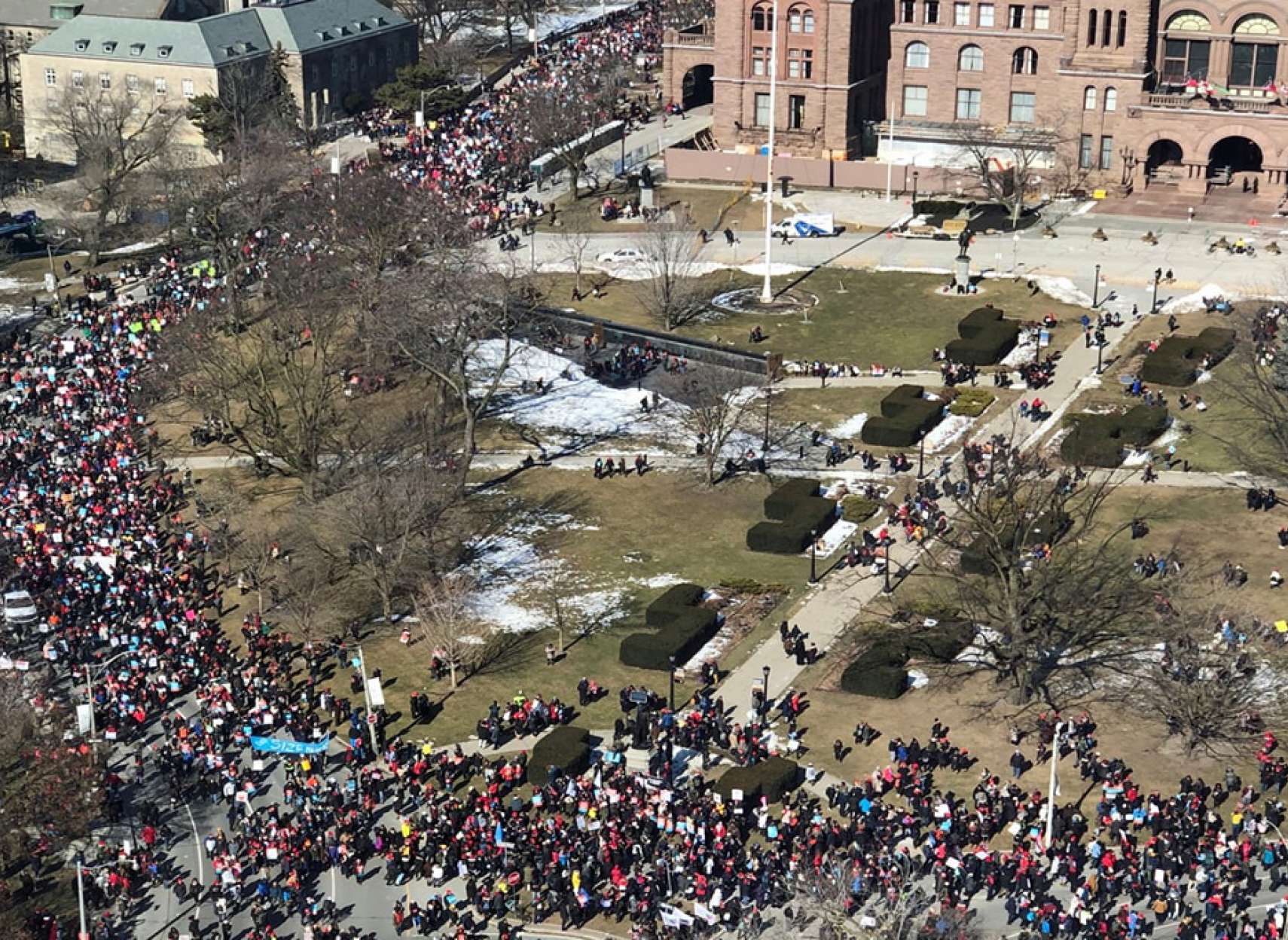 اخبار-تورنتو-بزرگترین-اعتصابات-معلمان-انتاریو