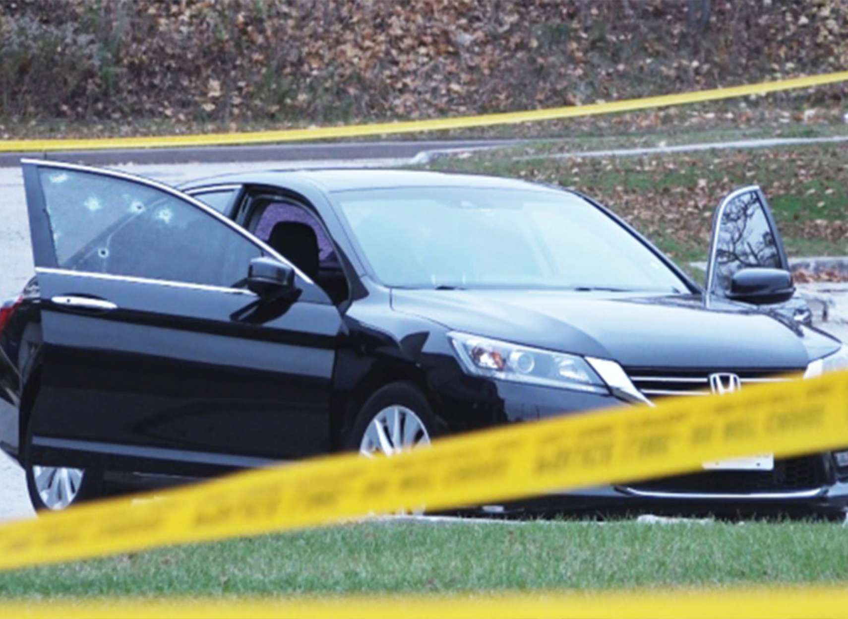 اخبار-تورنتو-مثل-فیلم‌ها-گلوله-خورده-خودش-را-به-ایستگاه-پلیس-رساند