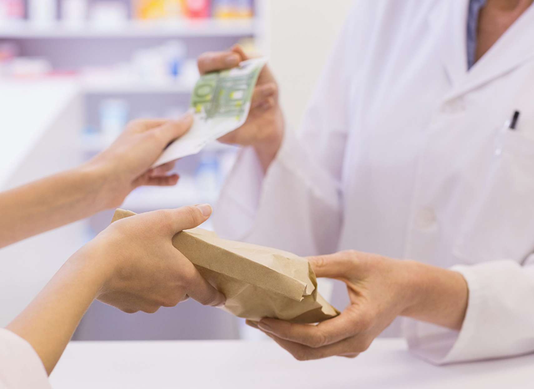 اخبار-تورنتو-کاهش-436-میلیون-دلاری-هزینه‌ها-با-تغییر-پرداخت-به-داروخانه‌ها