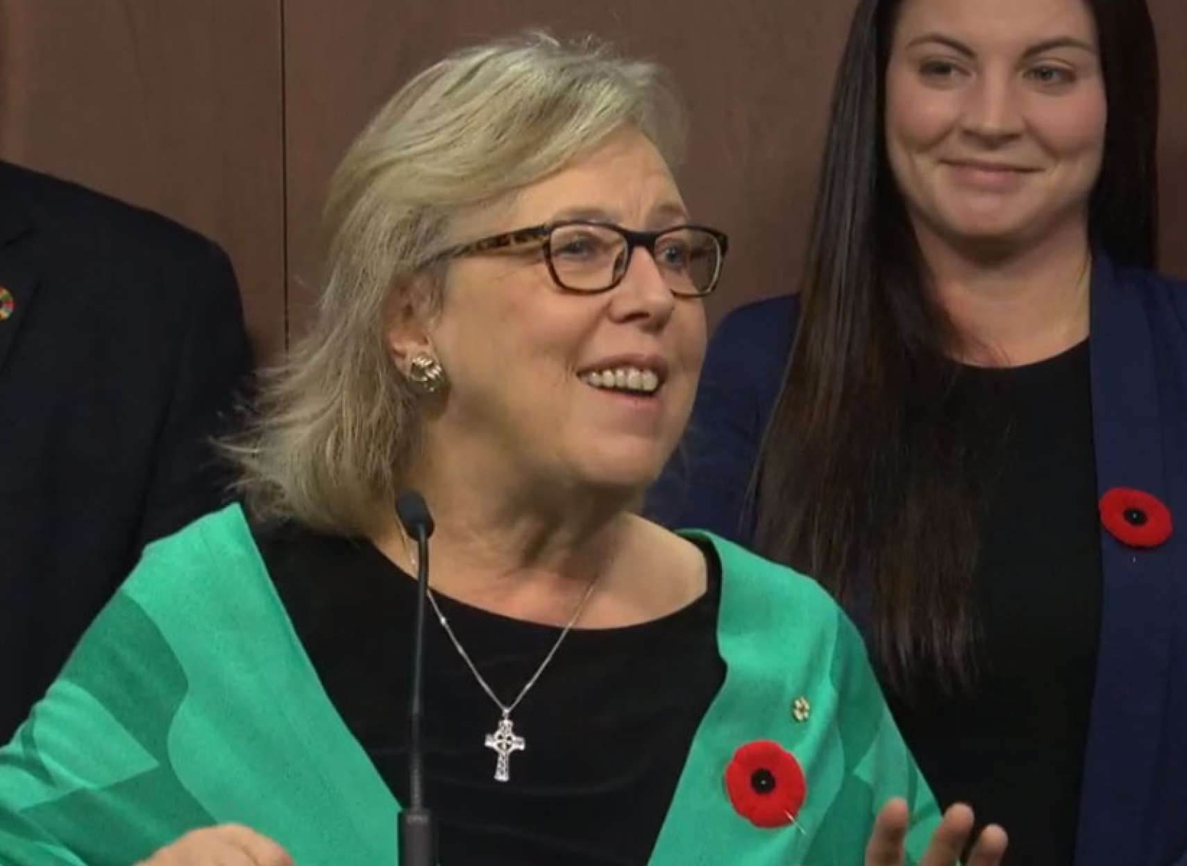 اخبار-کانادا-الیزابت-می-از-رهبریت-حزب-سبز-کناره‌گیری-کرد