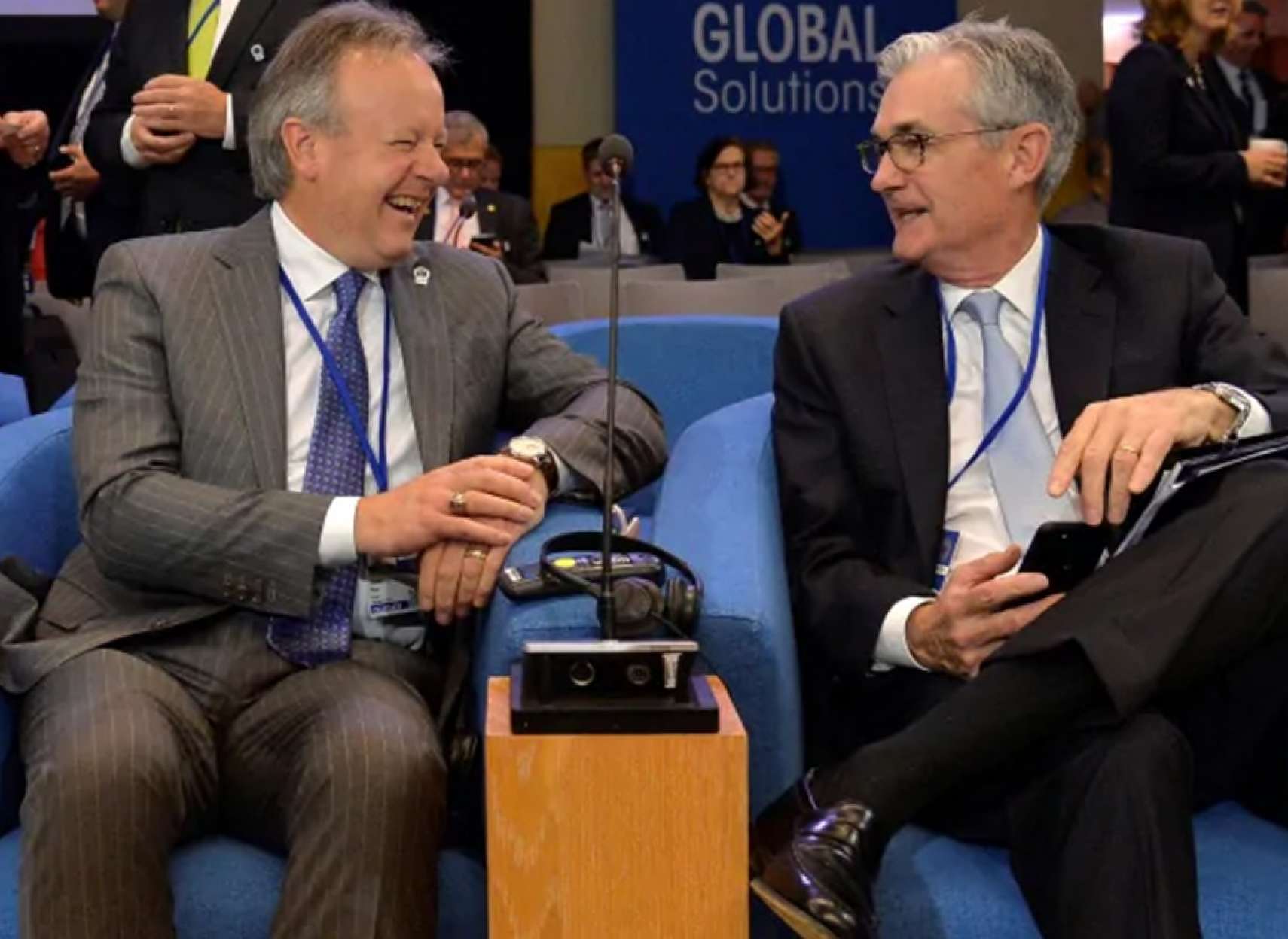 اخبار-کانادا-بانک‌های-مرکزی-کانادا-و-آمریکا-نرخ-بهره-را-ثابت-نگاه-داشتند