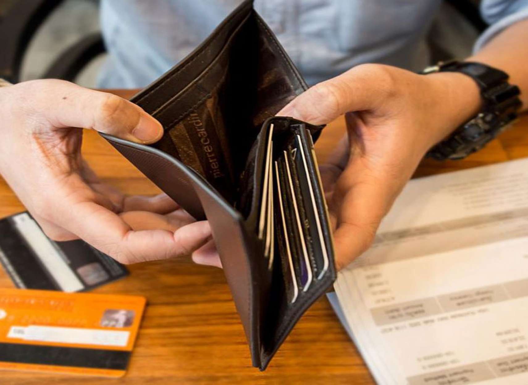 اخبار-کانادا-بزودی-تعویق-بازپرداخت-وام-های-شما-پایان-می-گیرد-بعد-چه-می-شود