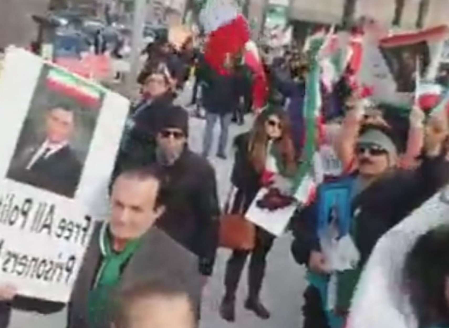 اخبار-کانادا-تجمع-اعتراضی-تورنتویی‌ها-در-حمایت-از-اعتراضات-مردم-ایران