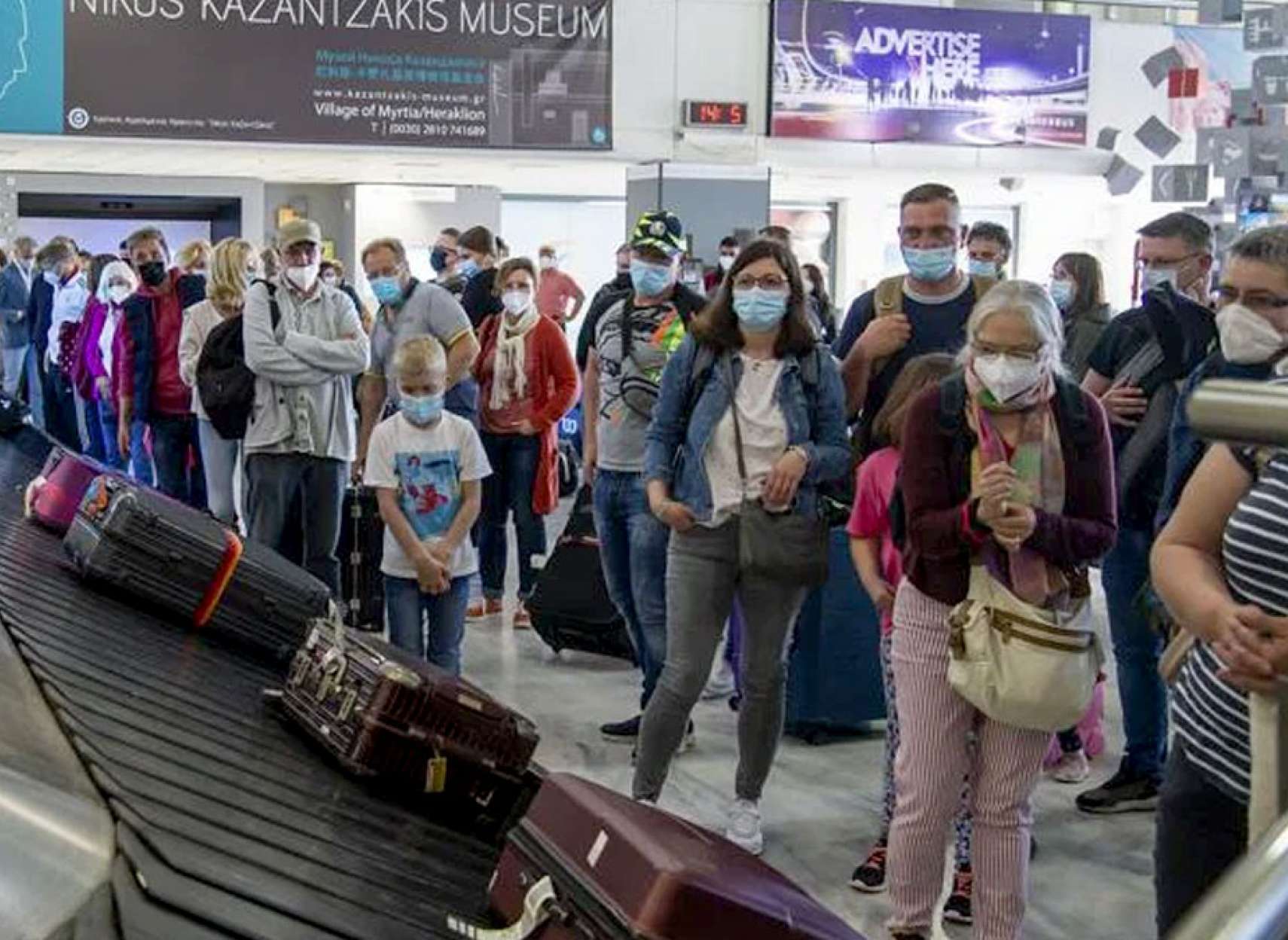 اخبار-کانادا-تغییرات-کامل-ورود-بدون-قرنطینه-به-کانادا-کبکی-ها-جا-ماندند-پاکستان-آزاد-و-هند-تمدید-شد