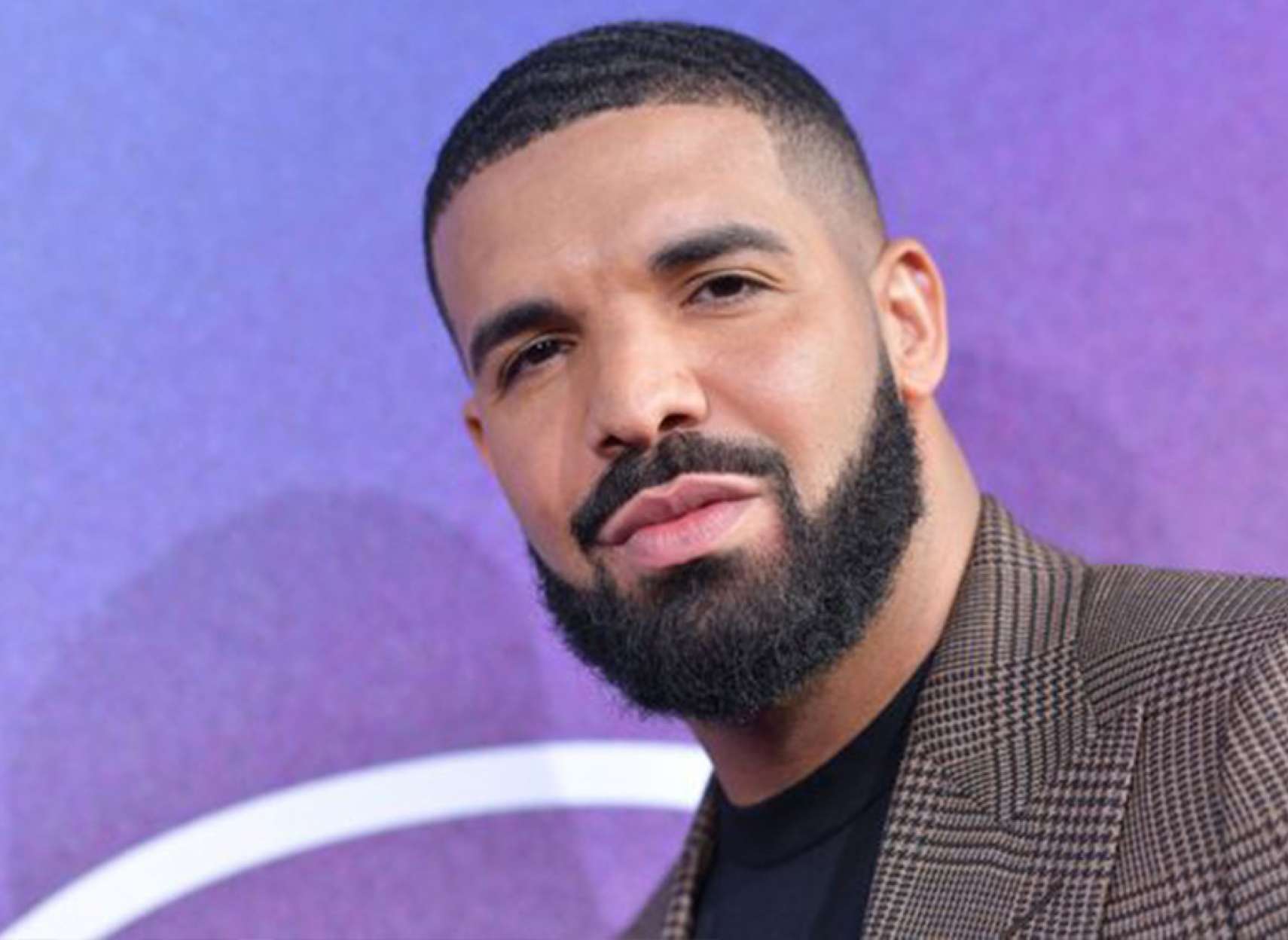 اخبار-کانادا-دررک-سهامدار-ماری‌جوانا-شد