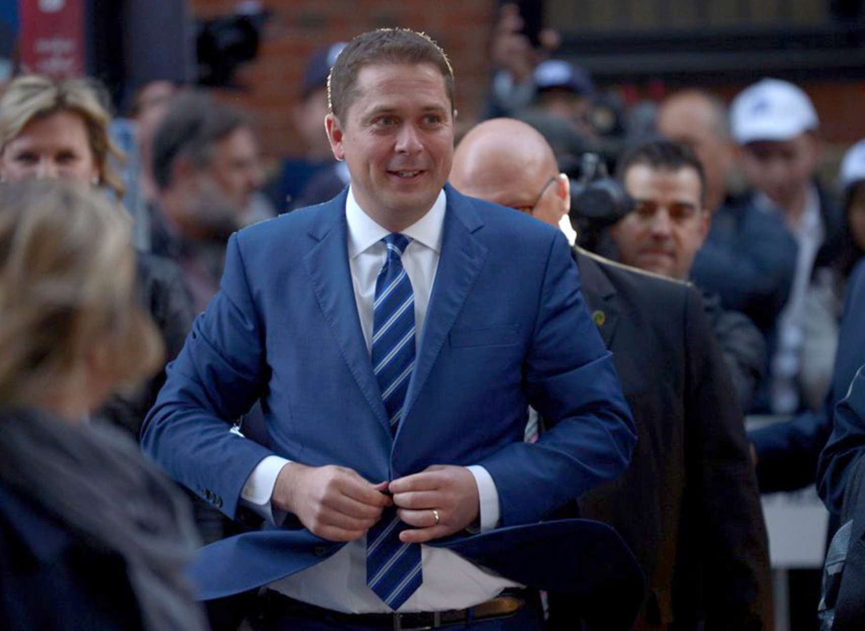 اخبار-کانادا-شییر-کانادایی-بطور-پنهانی-شهروند-آمریکا-هم-هست