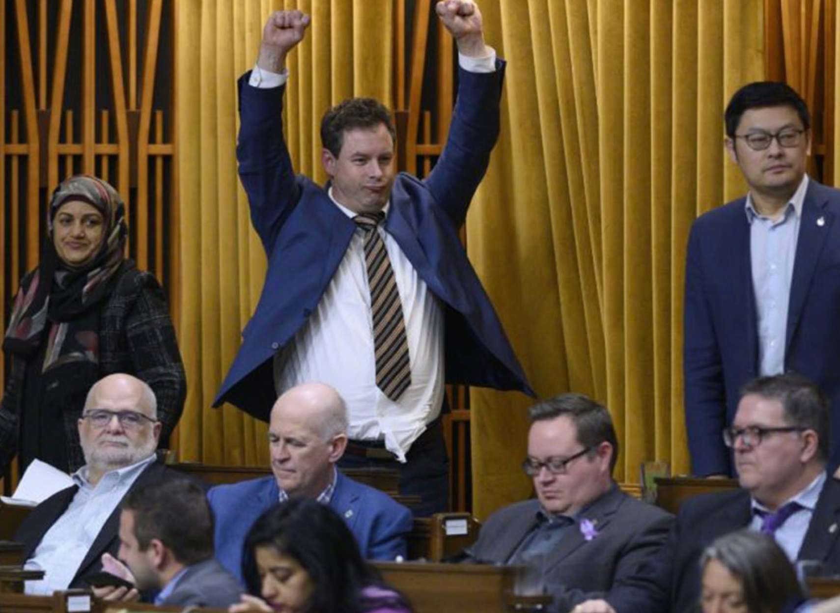 اخبار-کانادا-فرار-نمایندگان-مجلس-کانادا-از-نامزدی-در-انتخابات-آینده