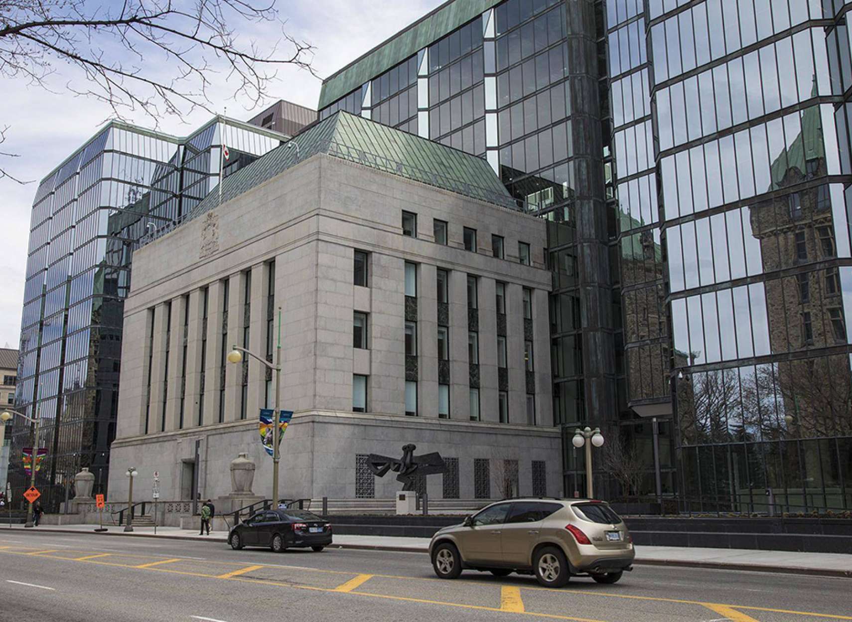 اخبار-کانادا-فشارها-برای-کاهش-نرخ-بهره-افزایش-یافت