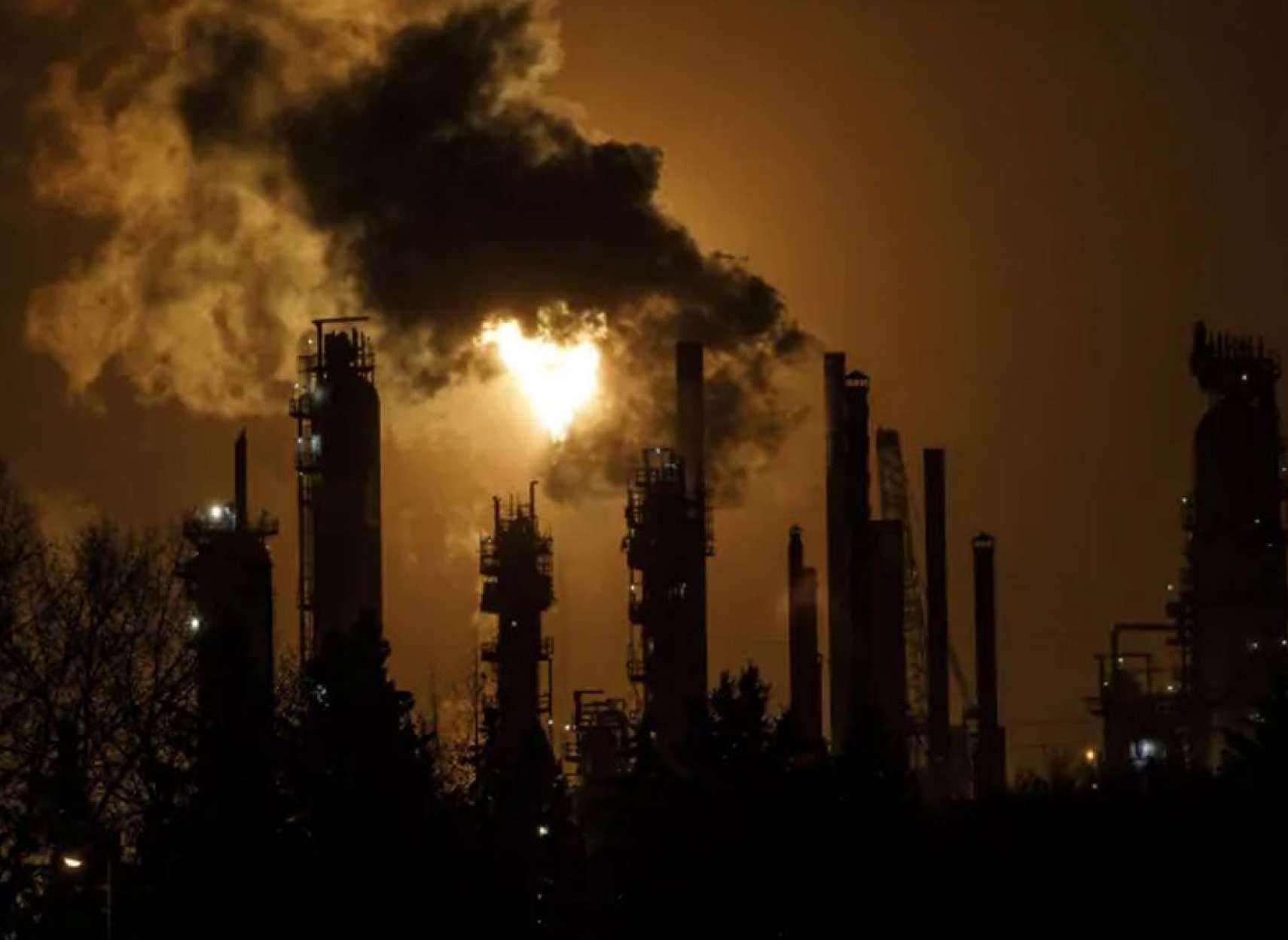 اخبار-کانادا-مالیات-بر-کربن-کانادا-چیست-دادگاه-عالی-مالیات-بر-کربن-صحیح-است-مالیات-کربن-۱-آوریل-بالا