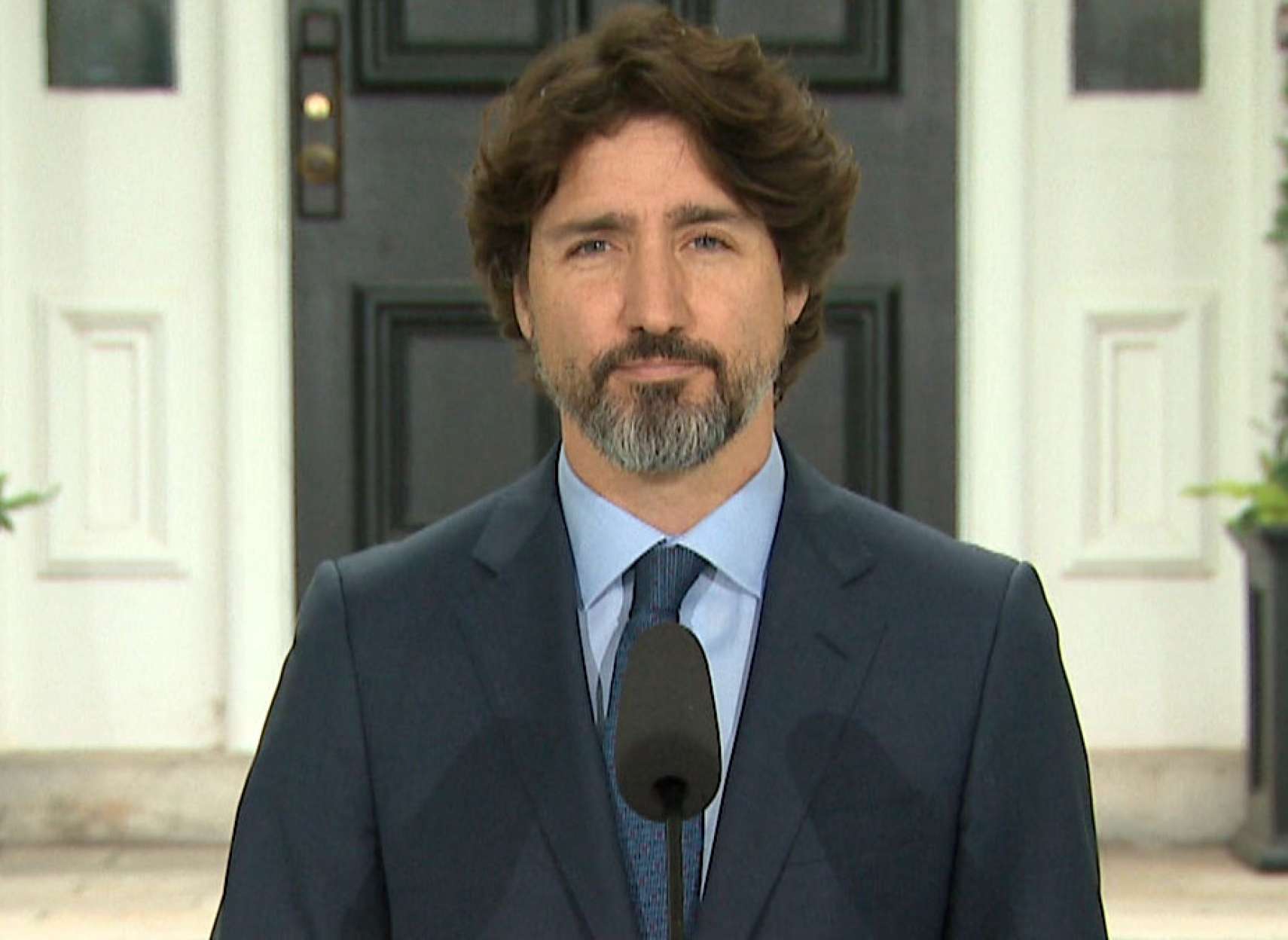 خبار-کانادا-مکث-۲۱-ثانیه-ای-ترودو-مقابل-سوال-استفاده-ترامپ-از-ارتش-علیه-مردم-و-واکنش-احزاب-کانادایی