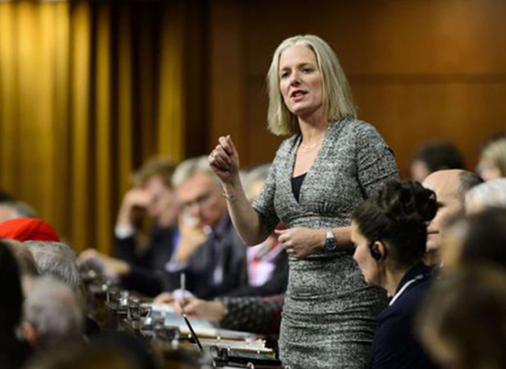 اخبار-کانادا-وزیر-محیط-زیست-کانادا-تهدید-به-مرگ-شد