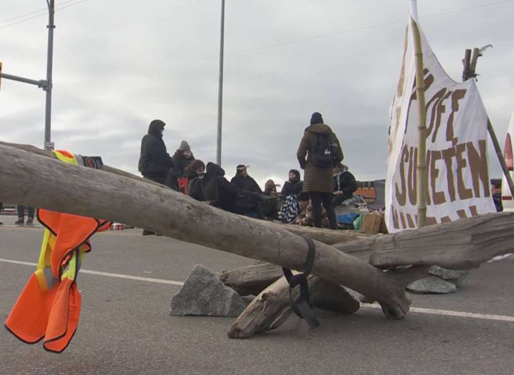 اخبار-کانادا-کامیون-ها-اسکله-ونکوور-را-برای-روز-سوم-بستند