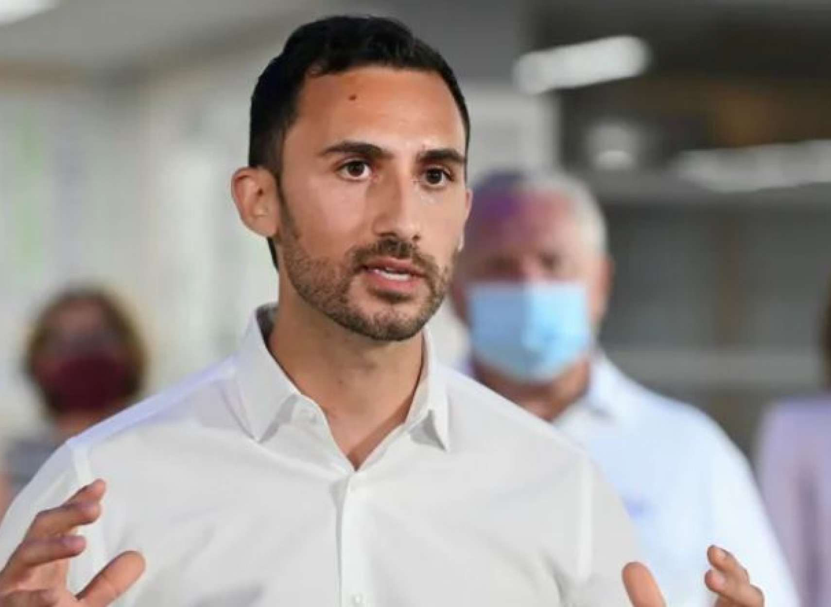 تطعیلات- ماه- مارس- در- انتاریو- به- تعویق- افتاد-و- به- آوریل-منتقل-شد