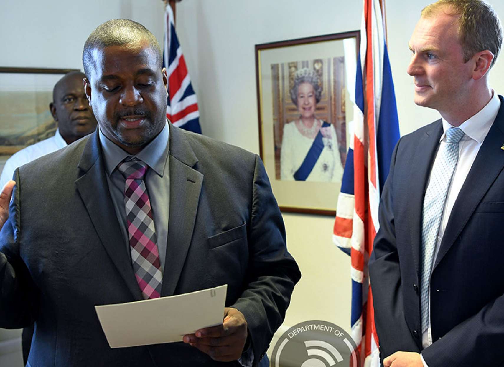 خبر-آمریکا-نخست-وزیر-جزایر-ویرجین-بریتانیای-کبیر-اتهام-قاچاق-مواد-مخدر-میامی-آمریکا-دستگیر