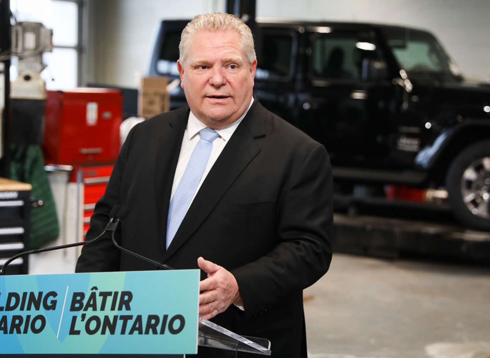 خبر-تورنتو-بیمه-اتومبیل‌ها-در-انتاریو-بطور-اساسی-تغییر-فورد-کُد-پُستی-منسوخ