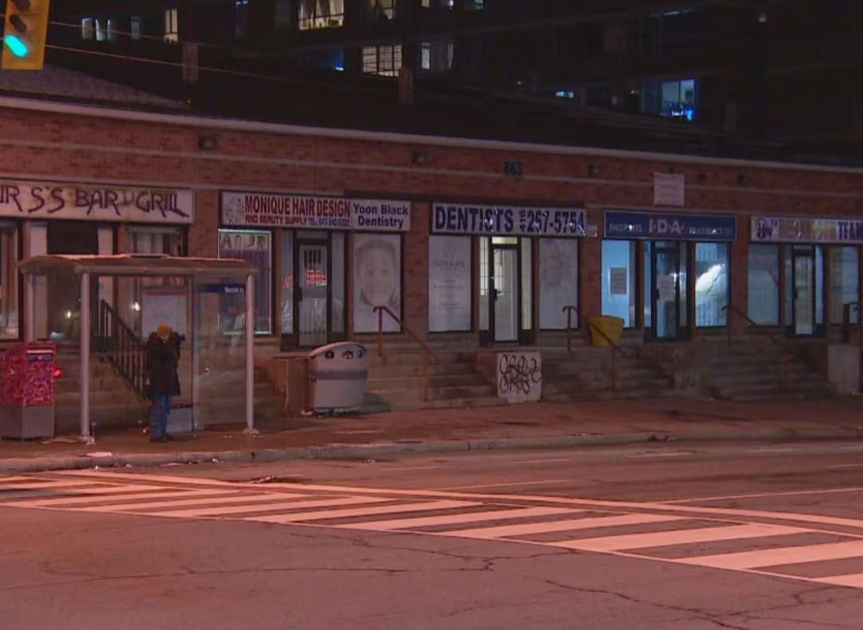 خبر-تورنتو-دعوای-۱۵-نوجوان-اتوبوس-حمله-۴-پسر-۱۳-ساله-۲-کارمند-راننده-حرکت-تورنتو