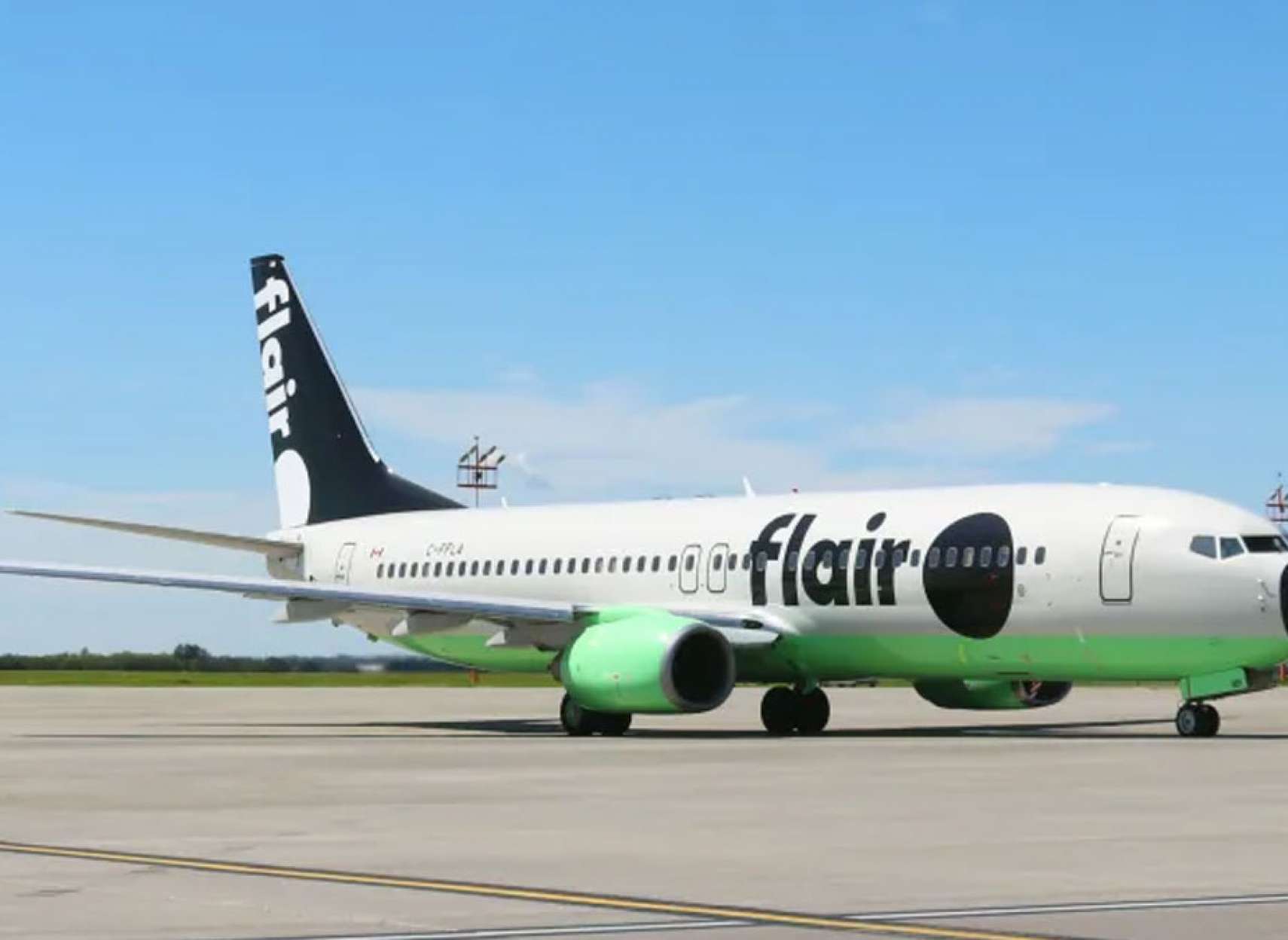 خبر-تورنتو-فرودگاه-واترلو-کانادا-بعلت-تهدید-بمب-گذاری-کاملا-بسته-و-یک-نفر-دستگیر-شد