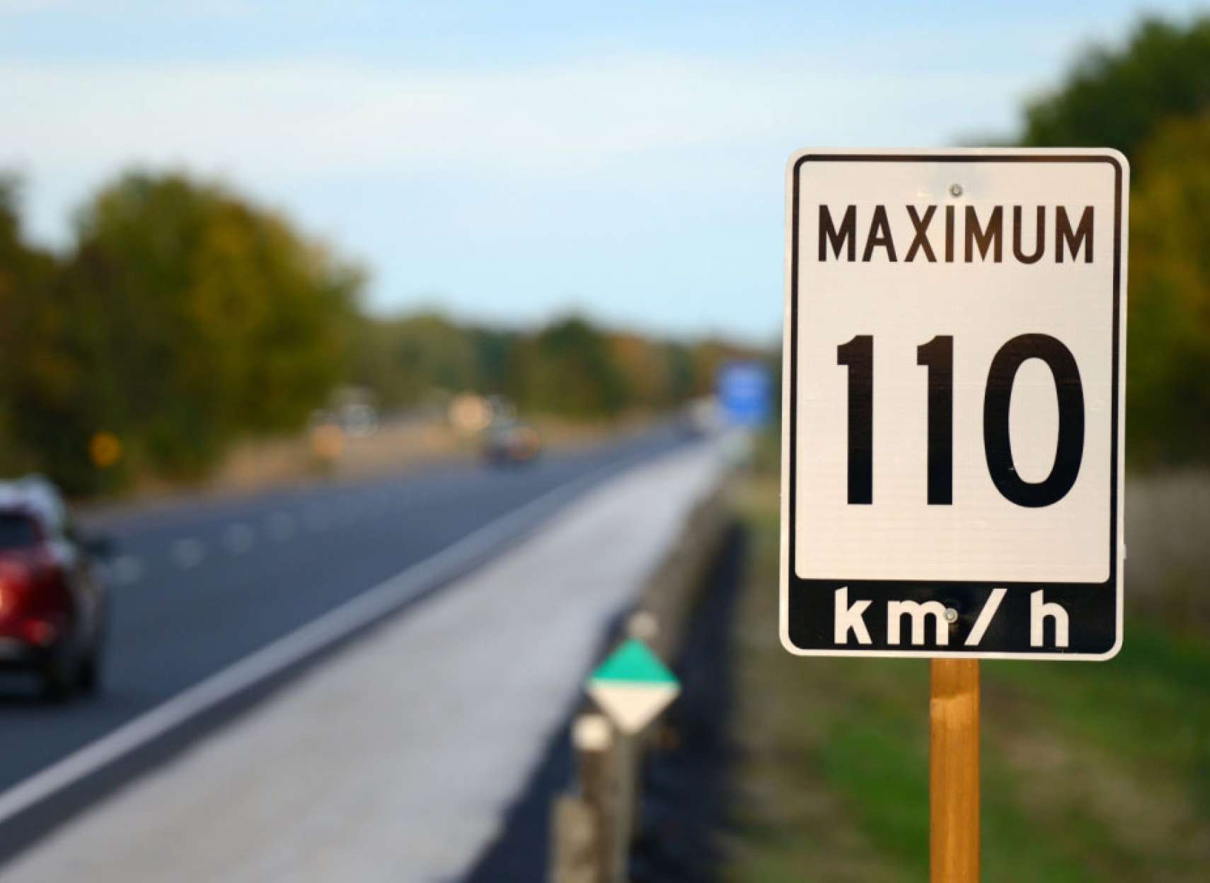 خبر-تورنتو-۲۲-آوریل-حداکثر-سرعت-بزرگراه-انتاریو-۱۰۰-به-۱۱۰-کیلومتر-در-ساعت-افزایش