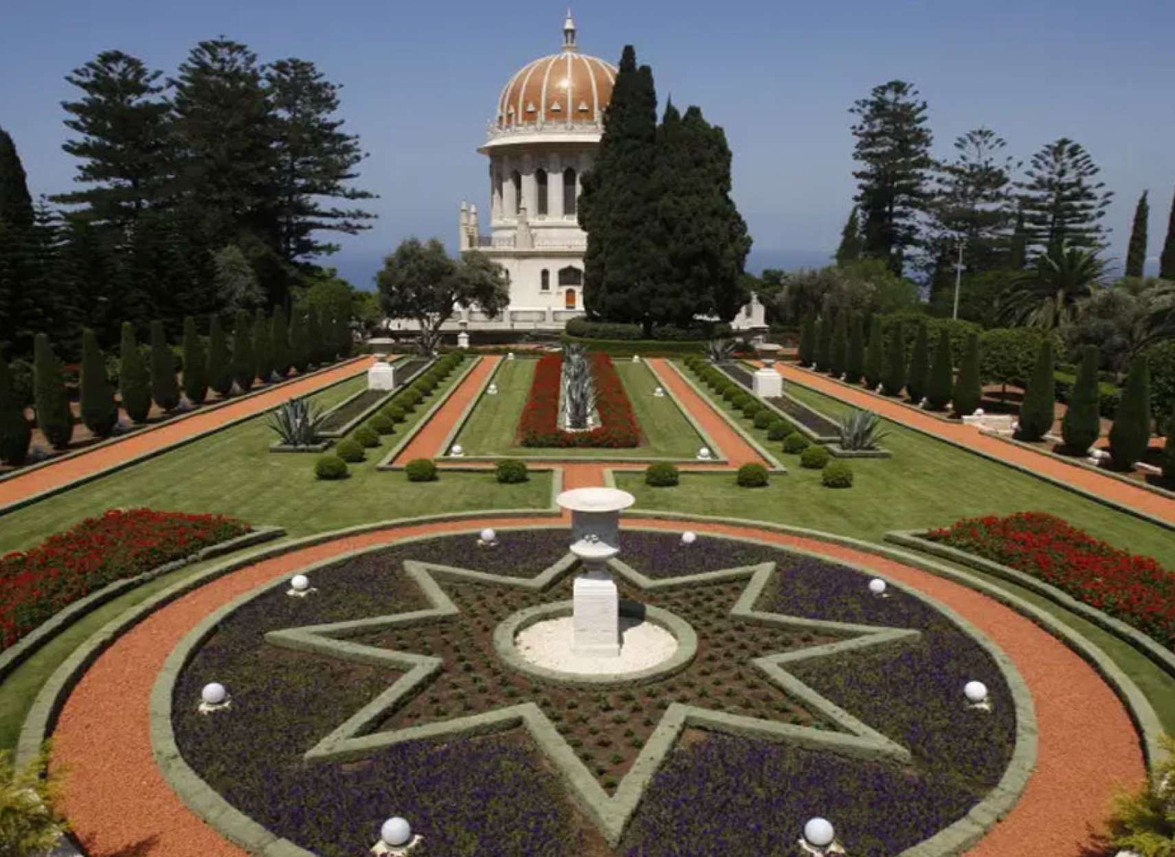 خبر-جهان-بهائیان-امیر-قطر-اجازه-دهد-اخراج-شده-کشور-برگردند-تبعیض