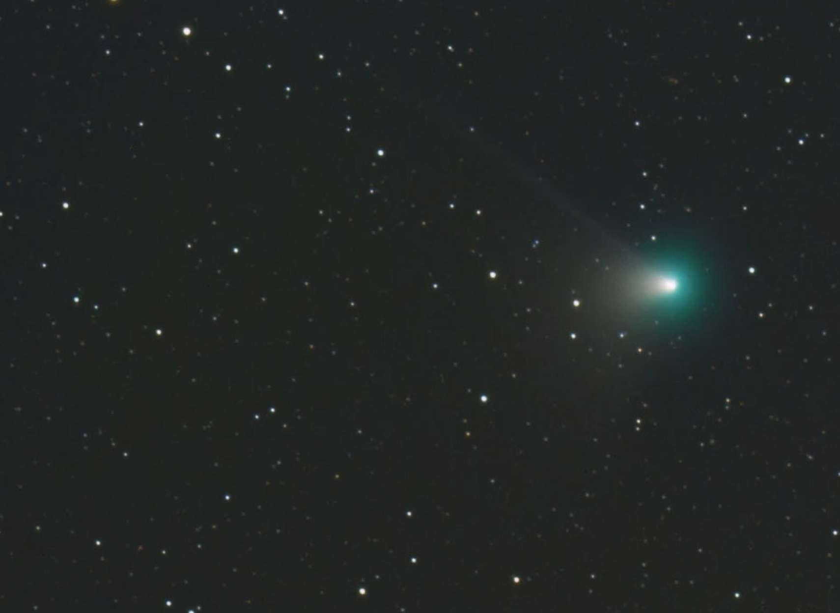 خبر-علمی-امشب-حتما-آسمان-نگاه-ستاره-دنباله-دار-سبز-رنگ-۵۰۰۰۰-سال-قبل-بعد