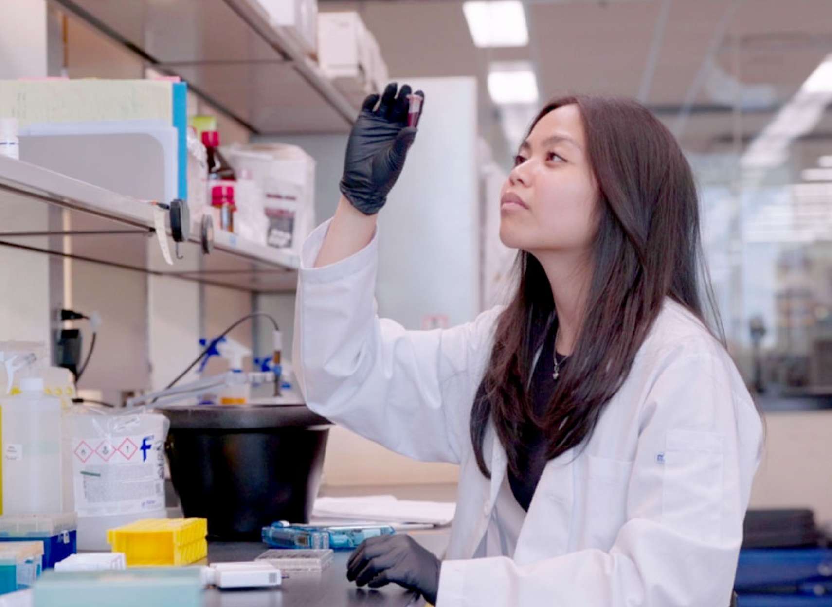 خبر-علمی-دانشمندان-کانادایی-آمریکایی-هوش-مصنوعی-اولین-آنتی-بیوتیک-نابودی-باکتری-مقاوم-کشنده-بیمارستانی