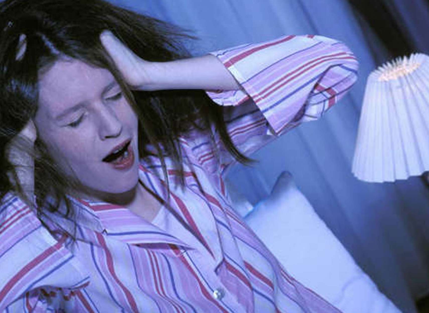 خبر-علمی-چه-عواملی-باعث-بیدار-شدن-شما-از-خواب-در-نصفه-شب-می-شود