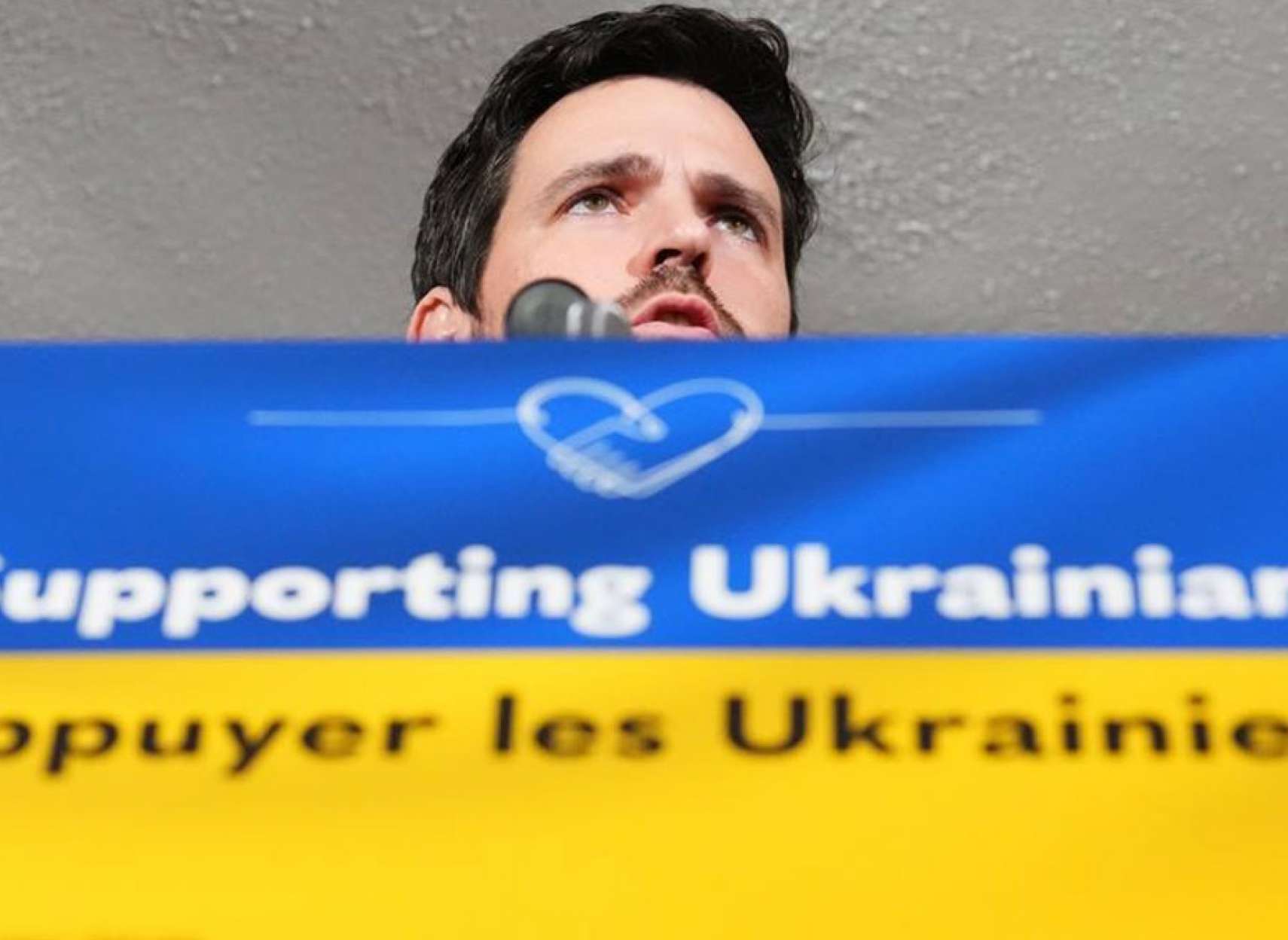 خبر-کانادا-از-فردا-اوکراینی-ویزای-کاری-نامحدود-کلیه-۱۱-میلیون-نفر-ویزا-دوست-ورود