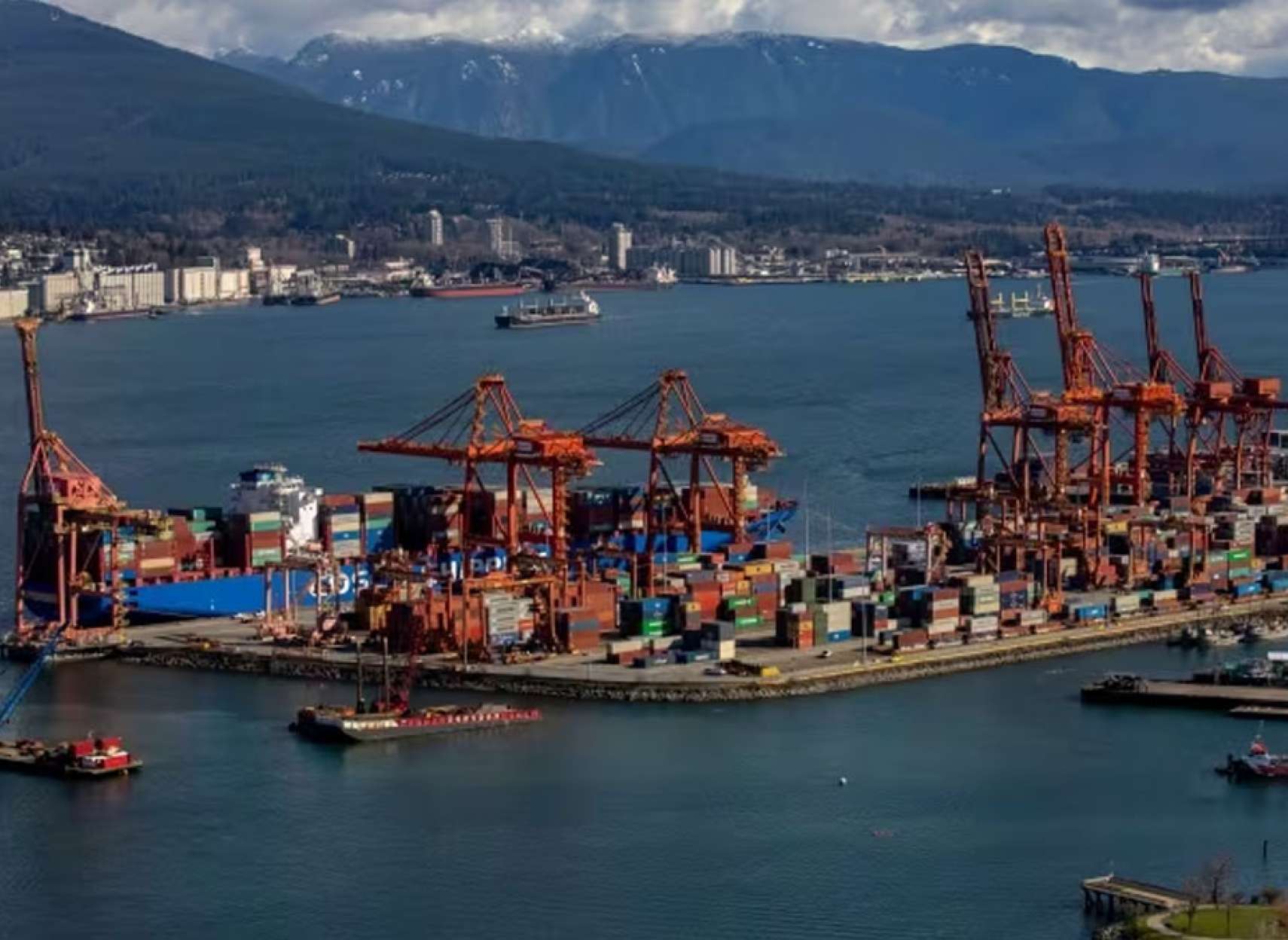 خبر-کانادا-بندر-ونکوور-بزرگترین-دومین-بندرگاه-بد-جهان-از-نظر-کارآیی