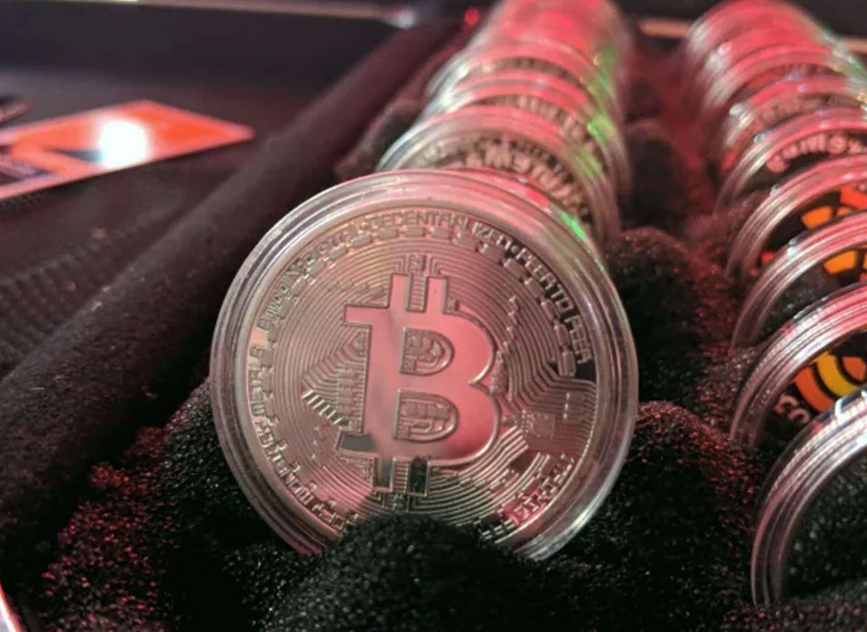 خبر-کانادا-جوان-کانادایی-که-۴۶-میلیون-دلار-ارز-دیجیتال-از-یک-آمریکایی-دزدیده-بود-دستگیر-شد